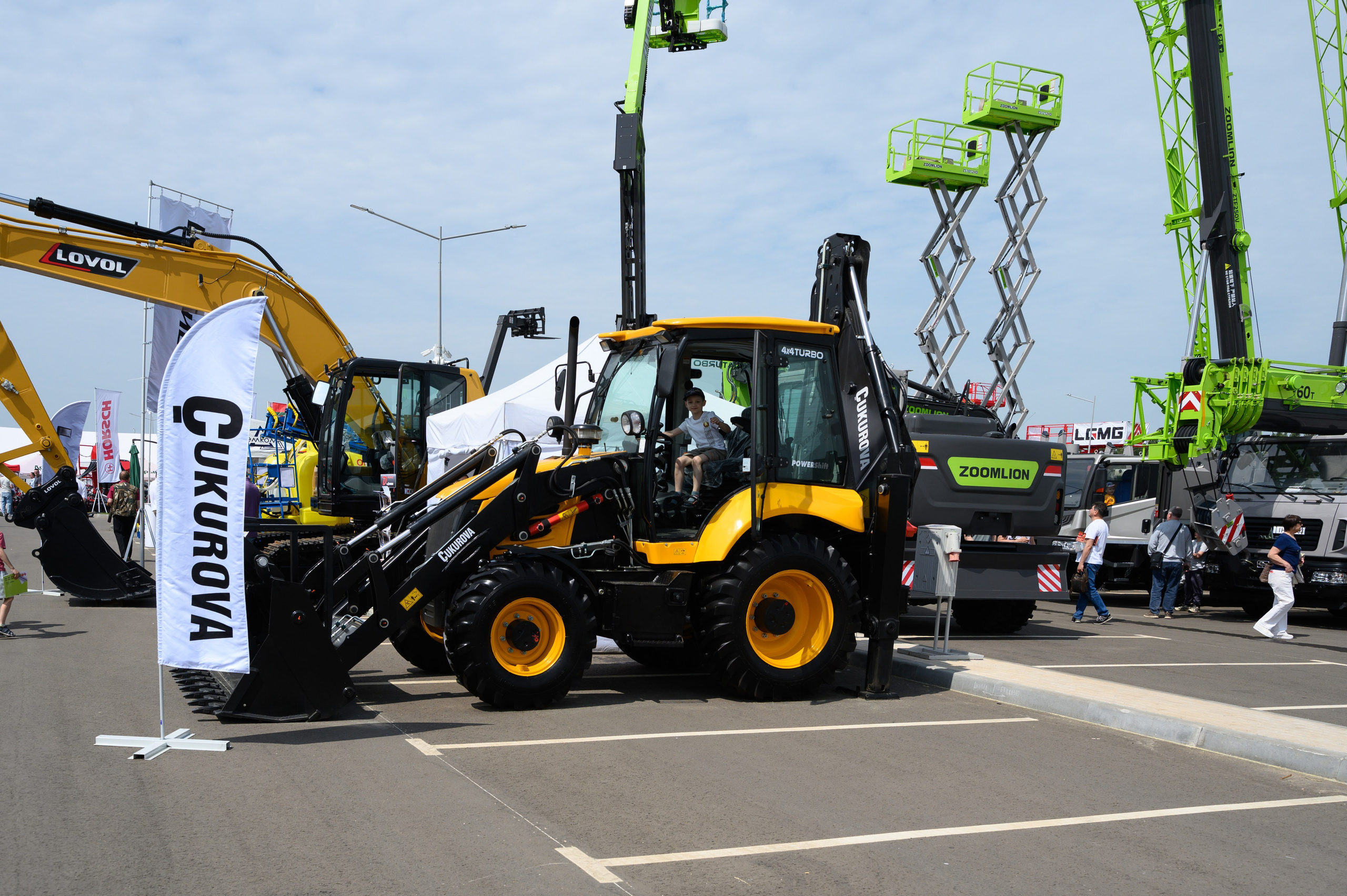 Агровыставка. Фотоуслуги, услуги фотографа, фотографирование важных событий