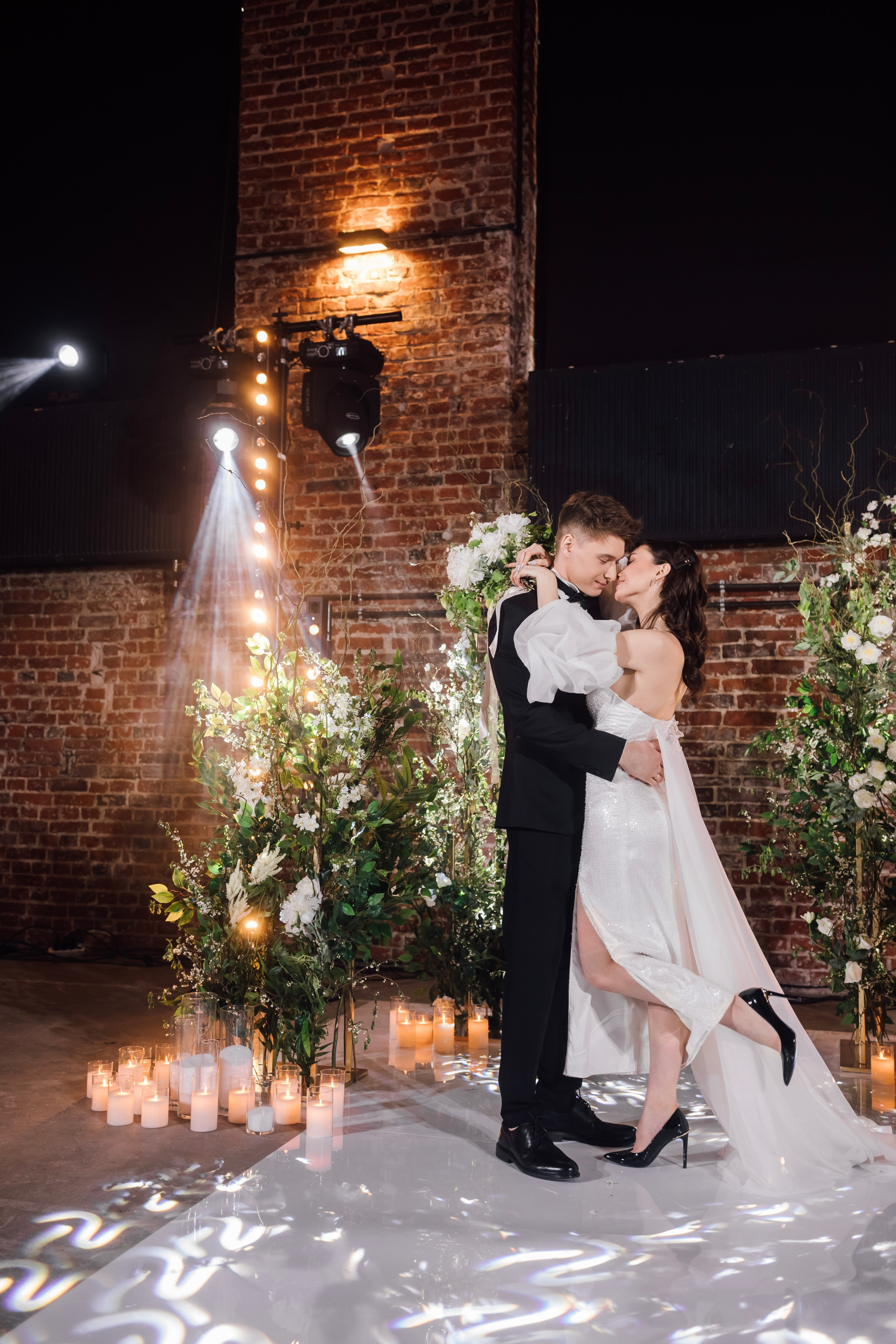 Мария и Алексей. Лофт. Свадебный и семейный фотограф в Москве Евгения Лисина