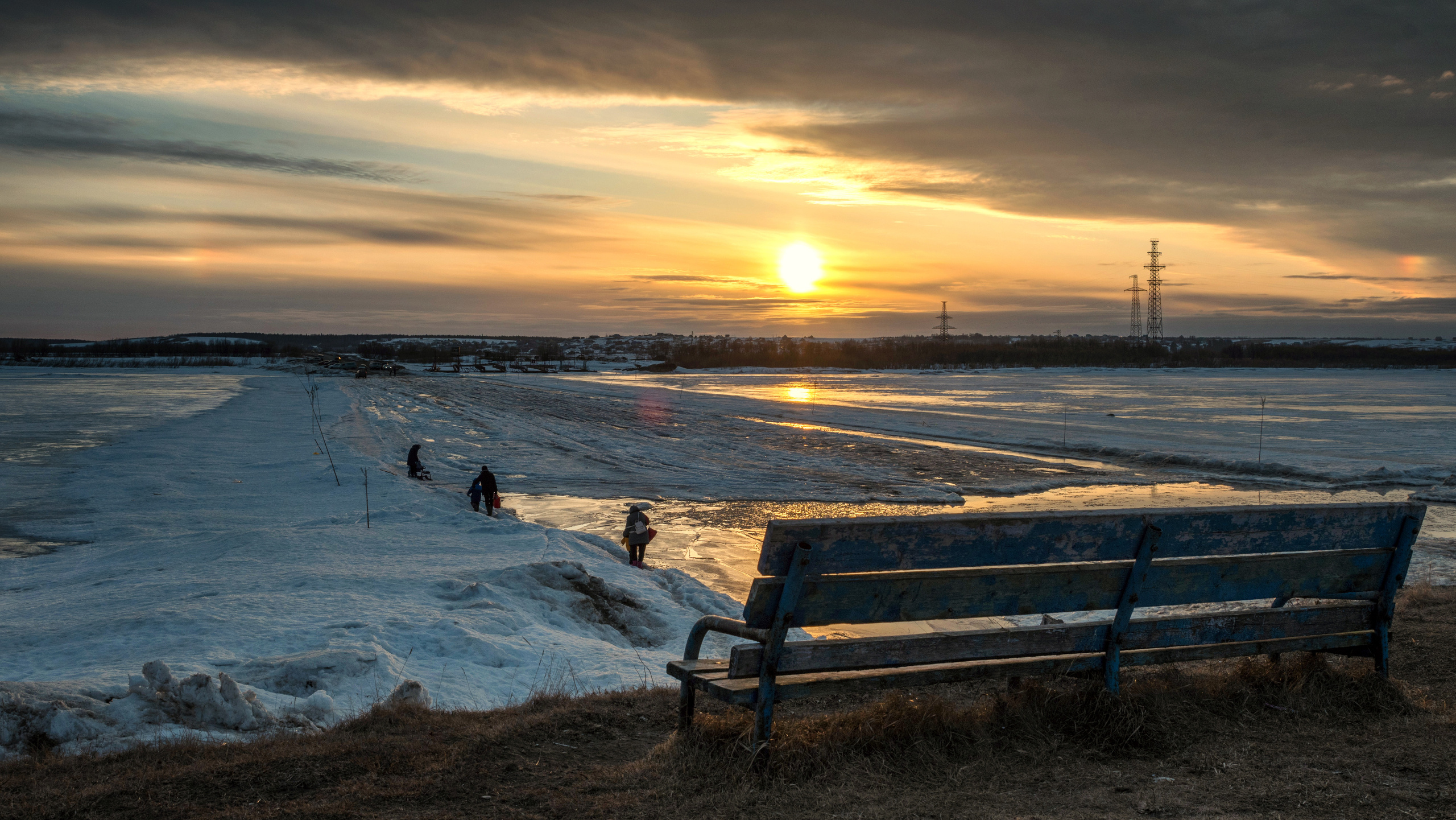 Деревенские закаты. Фотограф в с. Ижма Республика Коми Терентьев Сергей