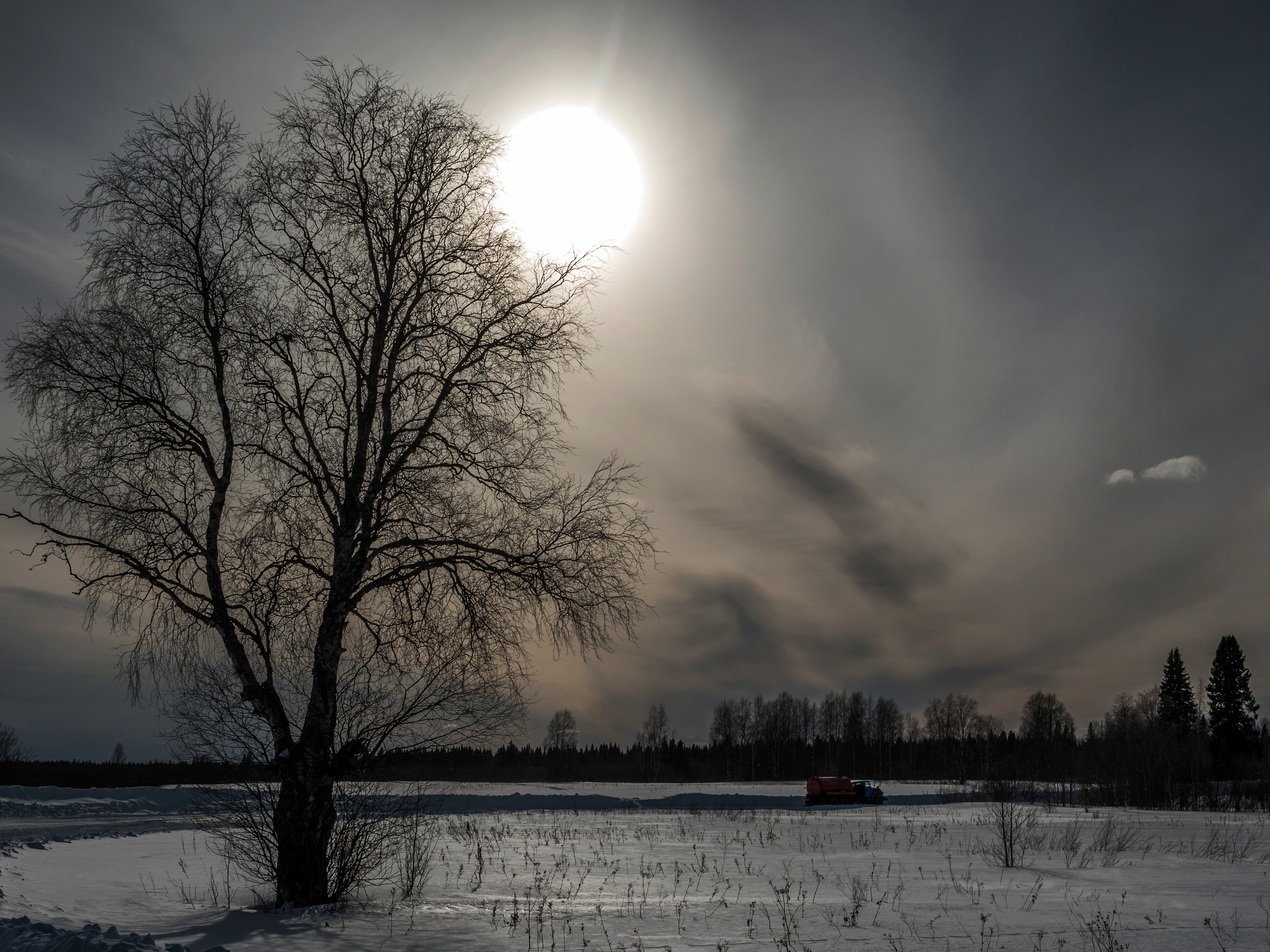 Зимняя дорога. Фотограф в с. Ижма Республика Коми Терентьев Сергей