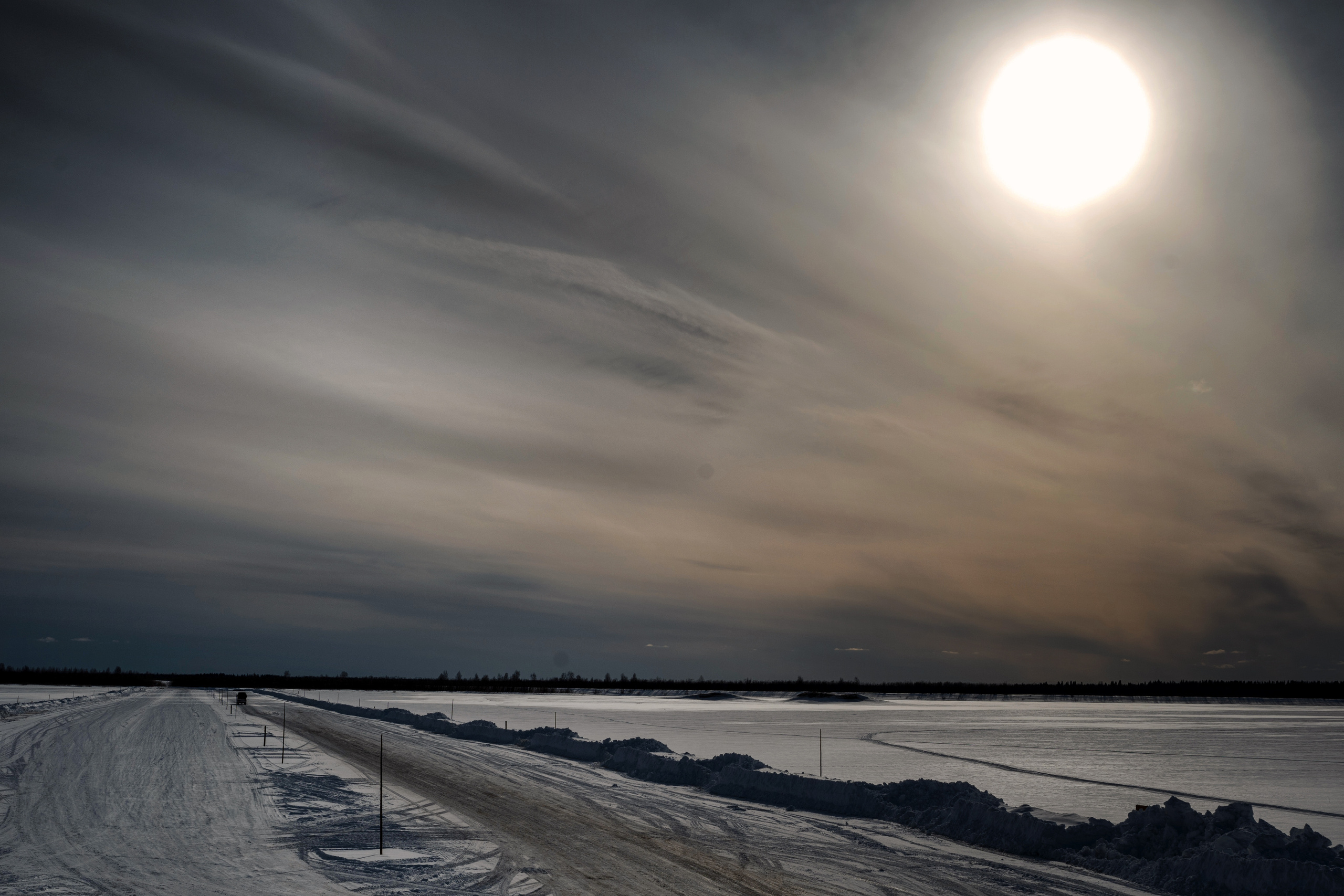 Зимняя дорога. Фотограф в с. Ижма Республика Коми Терентьев Сергей