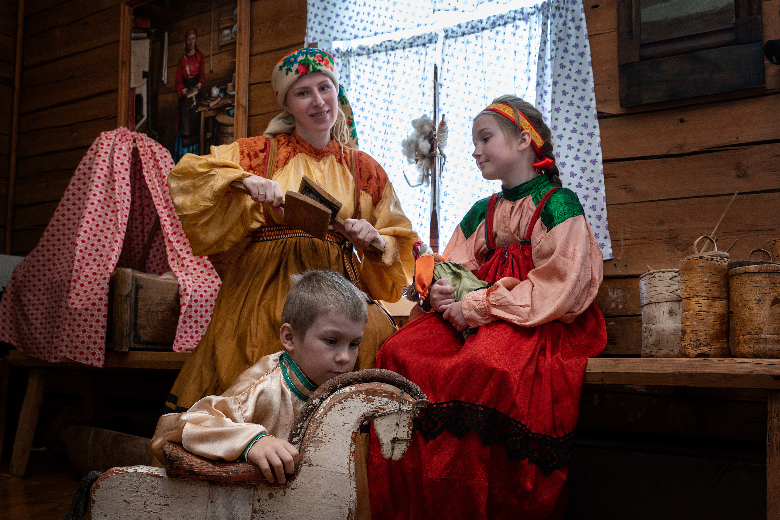 Ижемский наряд. Фотограф в с. Ижма Республика Коми Терентьев Сергей