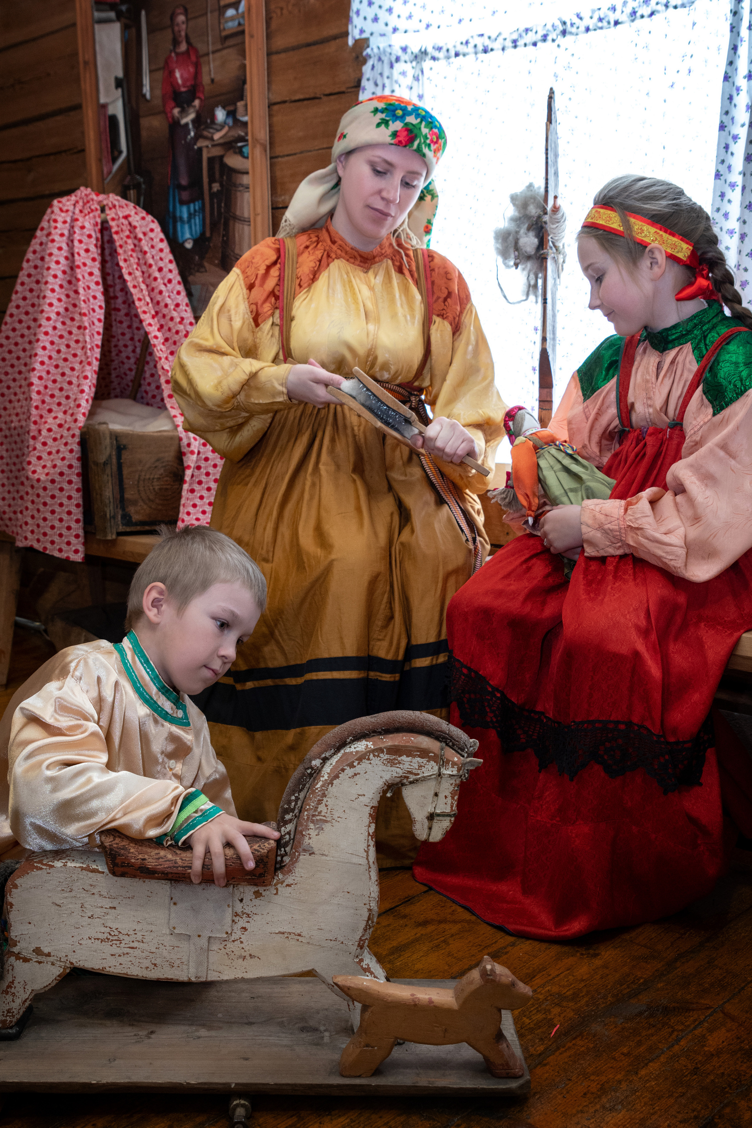 Ижемский наряд. Фотограф в с. Ижма Республика Коми Терентьев Сергей