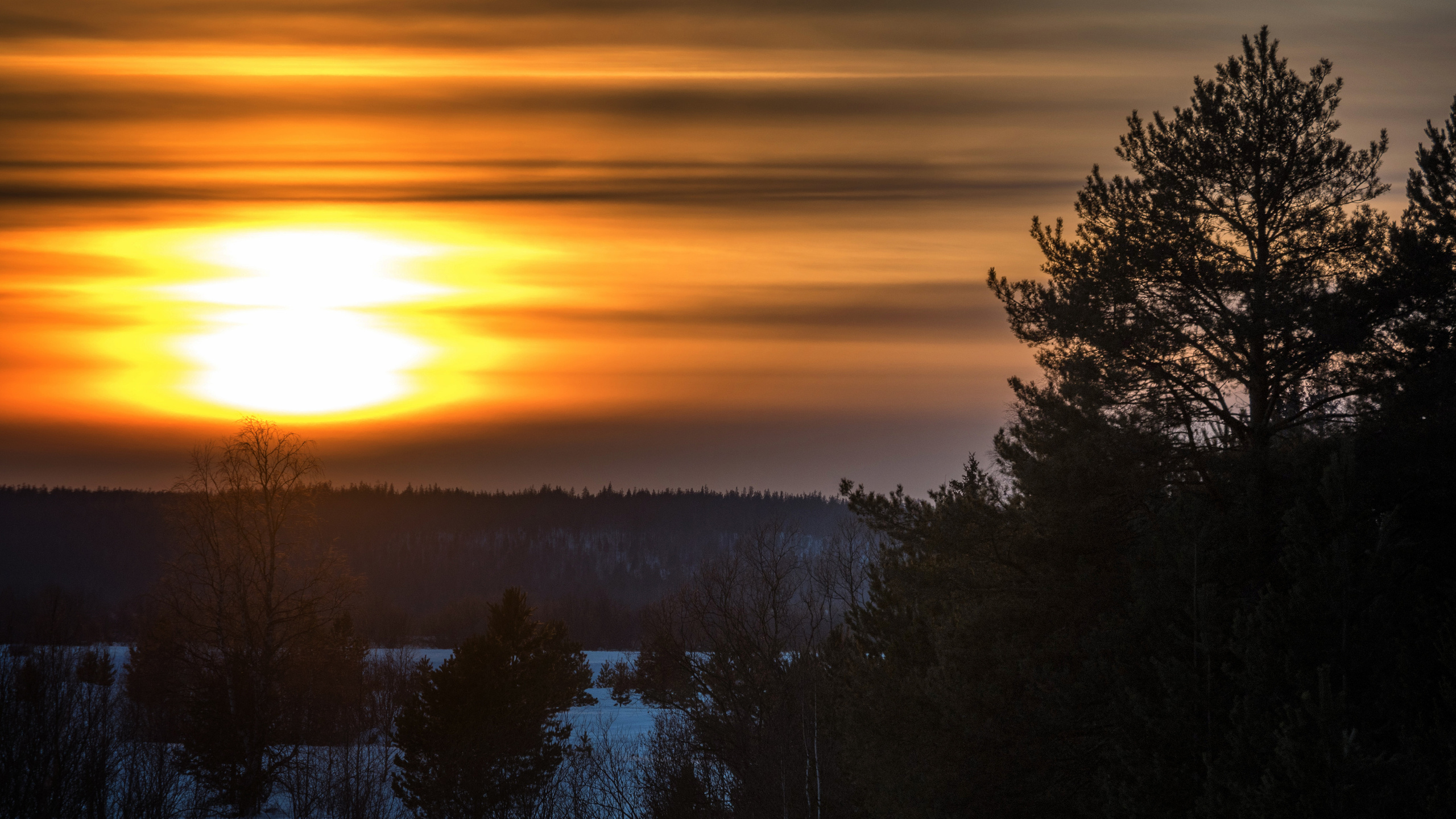 Зимний закат. Фотограф в с. Ижма Республика Коми Терентьев Сергей