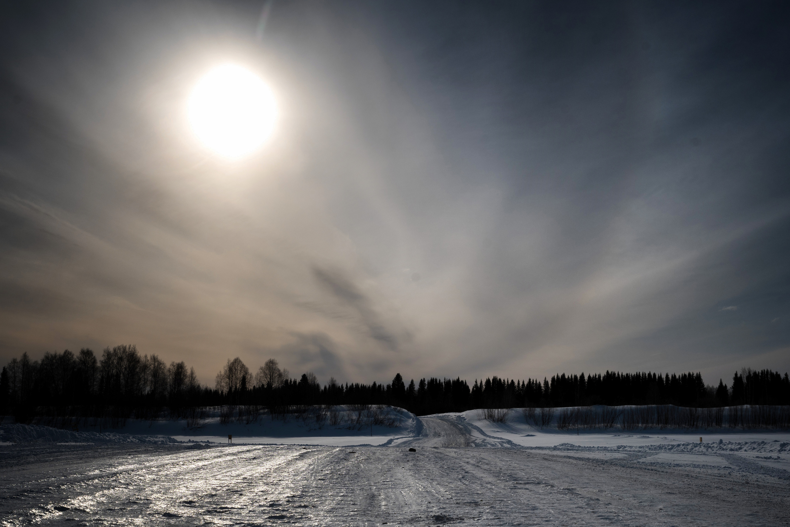 Зимняя дорога. Фотограф в с. Ижма Республика Коми Терентьев Сергей