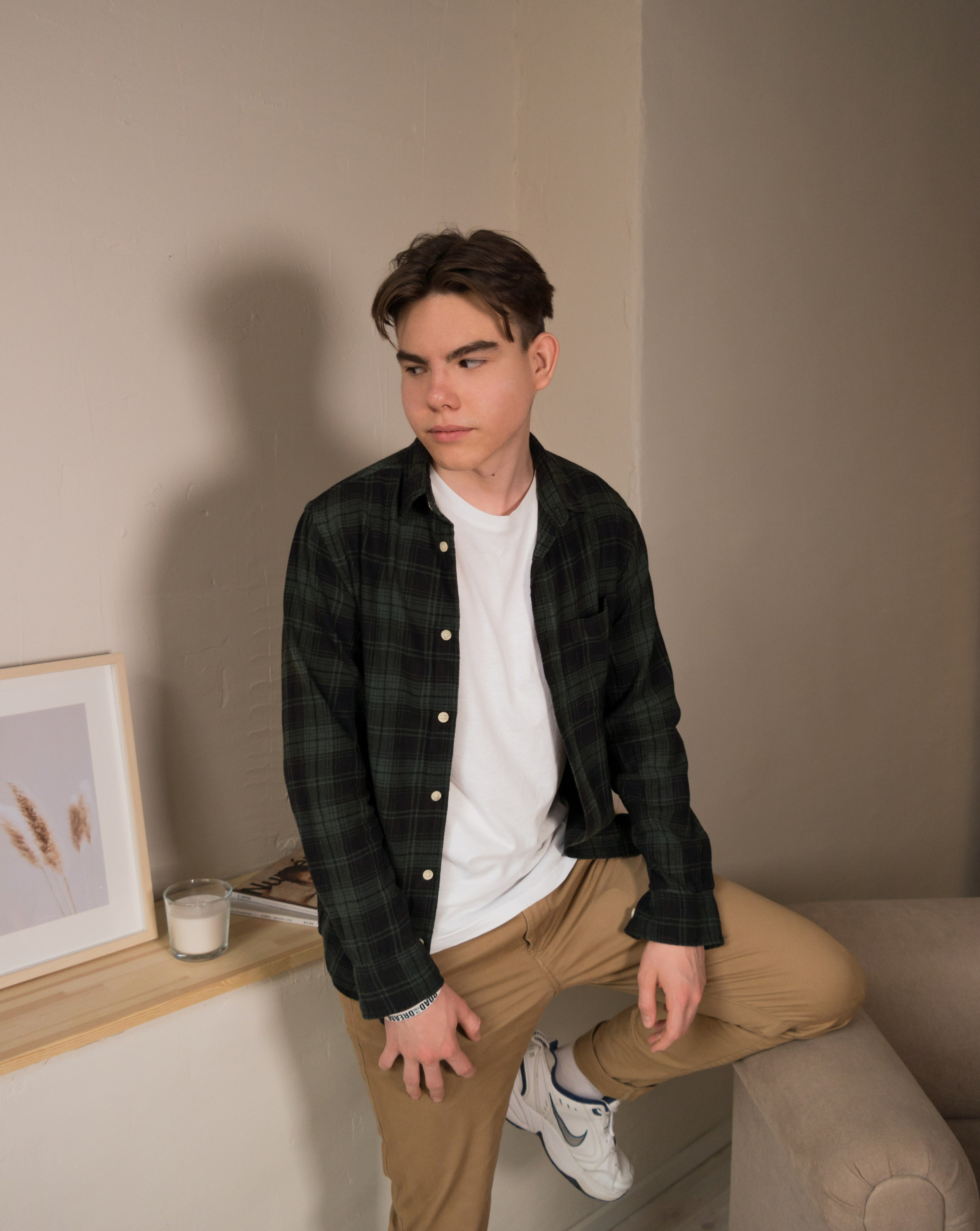 Фотосессии в Краснодаре для специалистов, коучей, экспертов. AI Фотограф Краснодар: мужские и женские фотосессии, стилизация съемки. Нейро-фотосессии онлайн