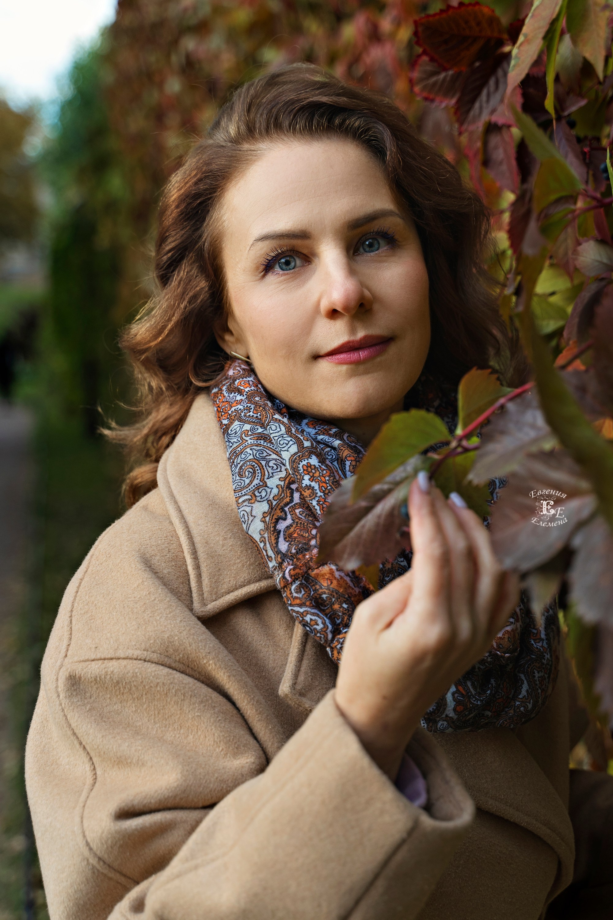 Групповая осенняя фотография. Семейный и портретный фотограф в Санкт-Петербурге Евгения Елемена