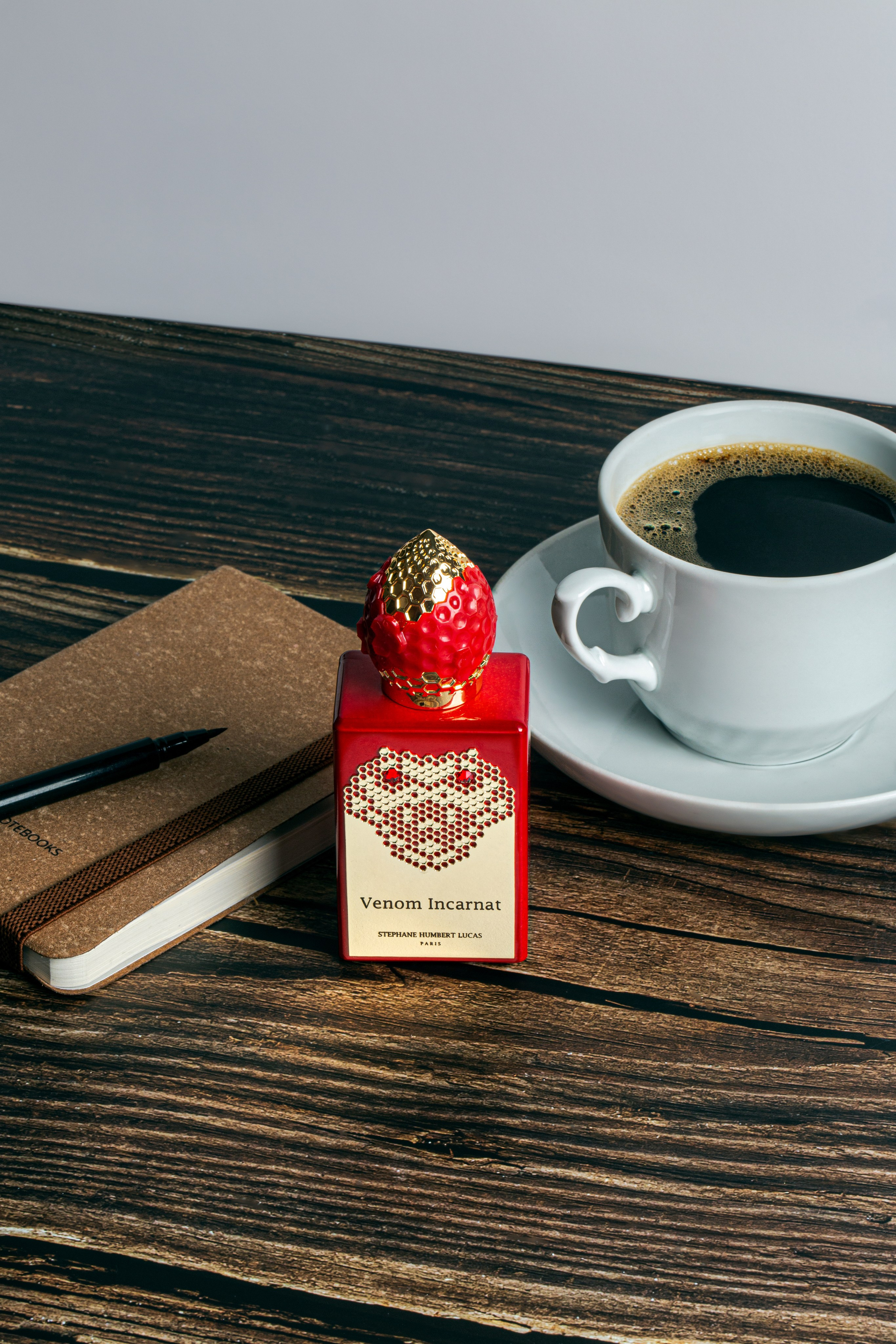 Художественная обработка парфюмов | Студия SVITHART