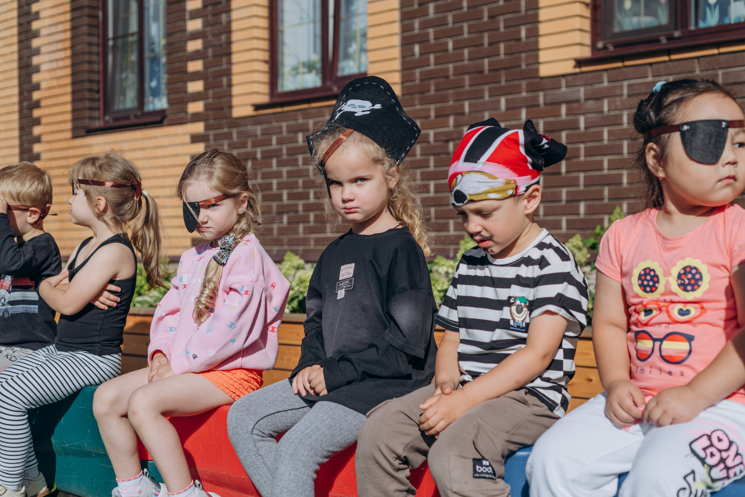 Пиратская вечеринка. MILATE — выпускные альбомы, фотосессии и видео в Москве