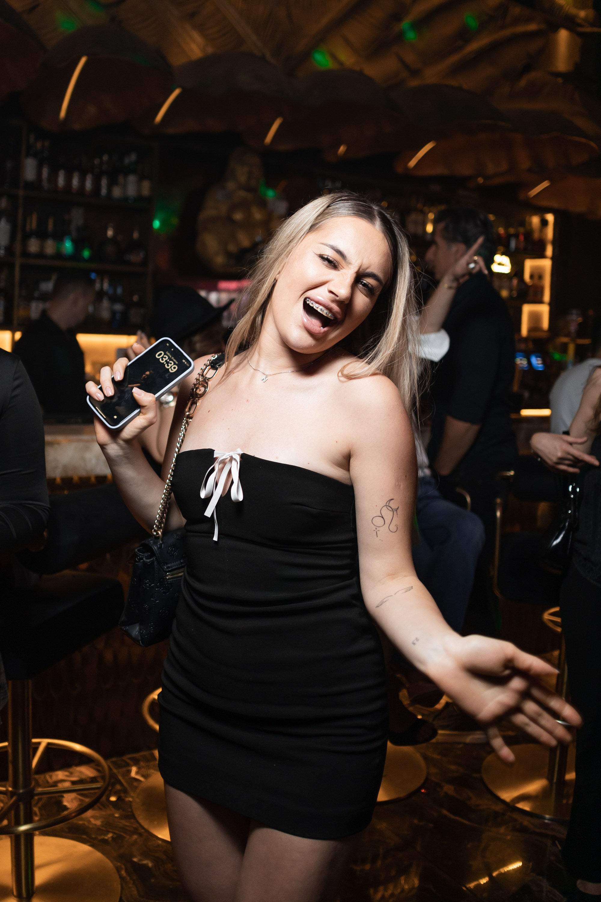 CONTENT FOR ZOLOTO. NOIZOMAX Художественный фотограф в Дубай