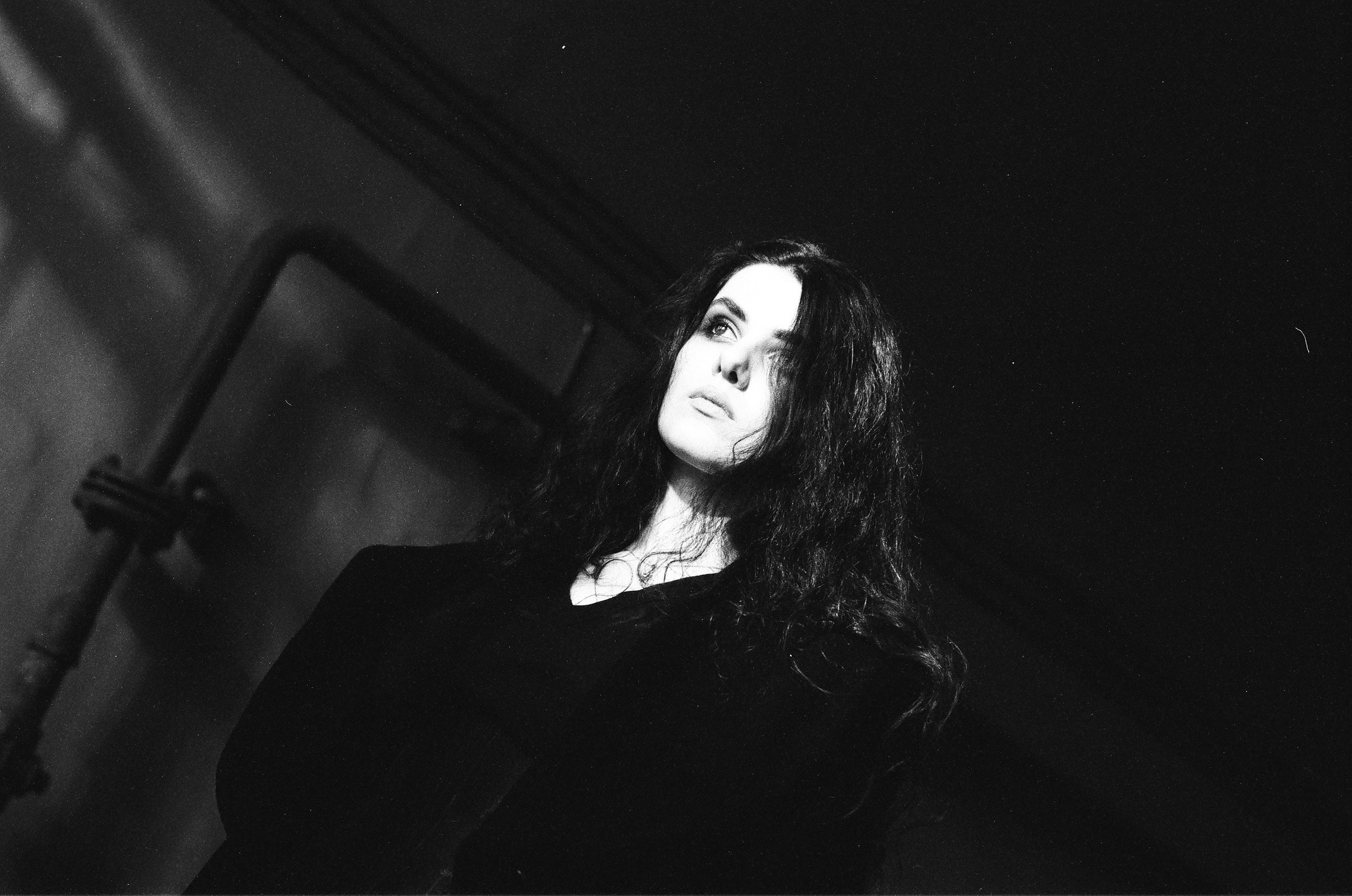 ПЛЁНОЧНАЯ ФОТОГРАФИЯ. Фотограф портретный архитектурный лавстори будуар Санкт-Петербург Виктор Иванов