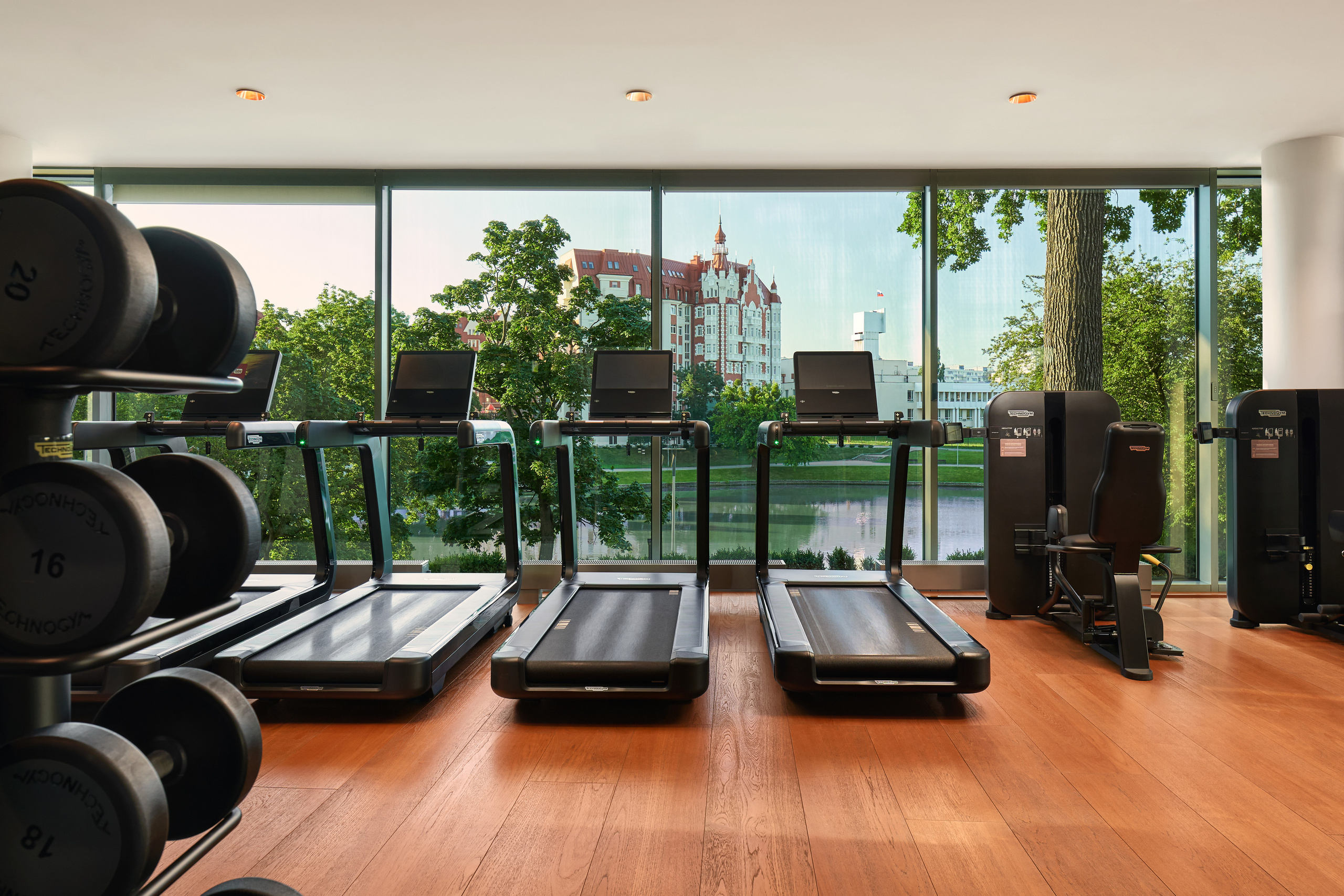 Фотограф интерьеров и архитектуры в Калининграде Demms Photography