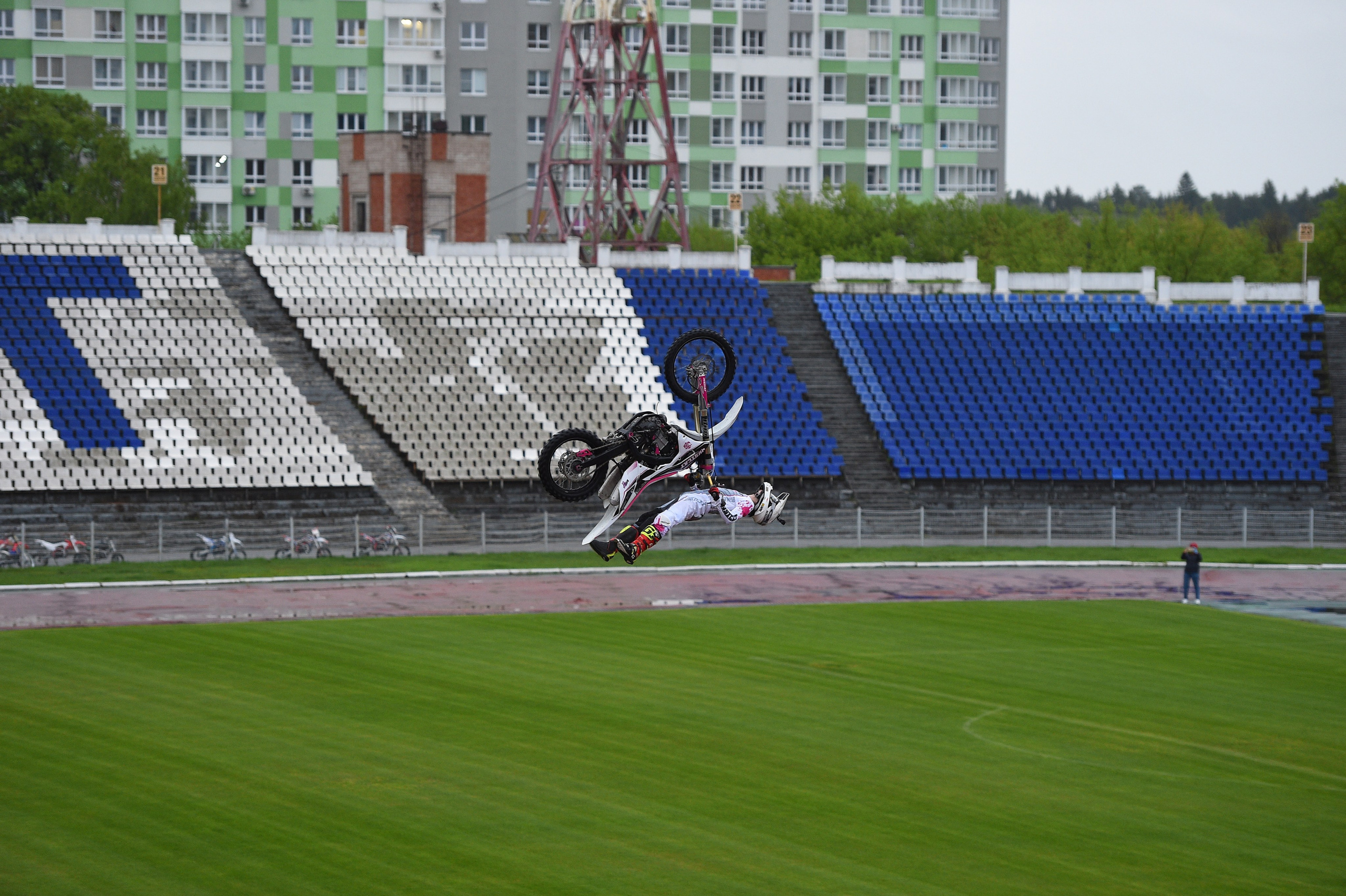 Шоу Безумцев. Ижевск. 2022.05.28. Спортивный репортажный фотограф в Ижевске Сергей Мерзляков