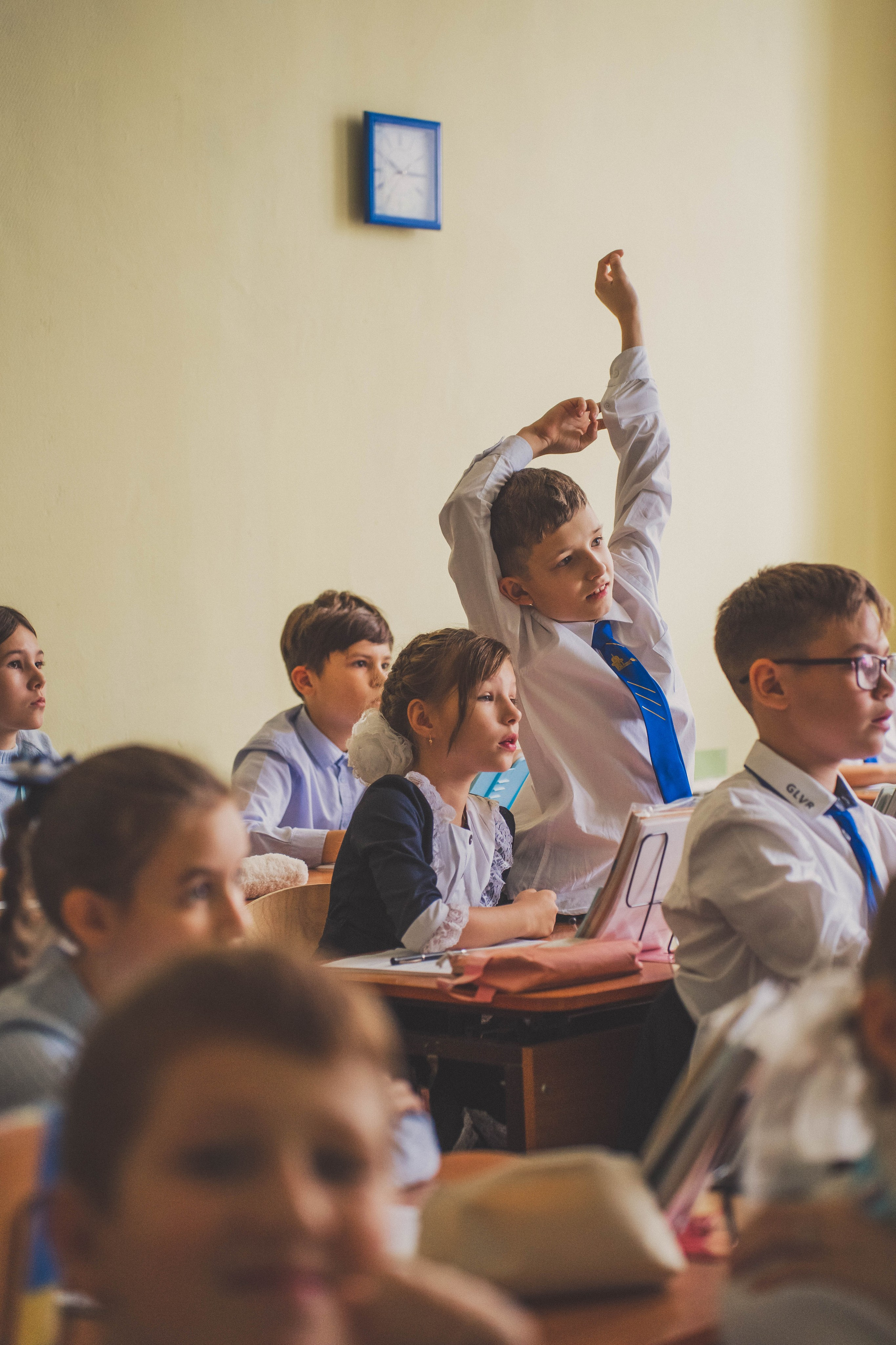 Классбук Гимназия 32 Иваново. Ирина Коновалова школьный фотограф. Выпускные альбомы Ярославль