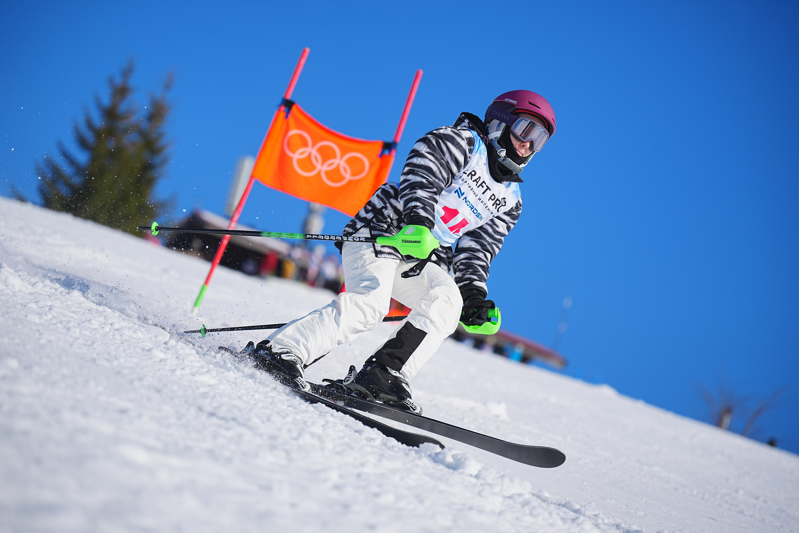 Шуколово. Открытое Первенство МФТИ по горным лыжам. GS, Telemark, 2024. Фотограф Студитский Евгений