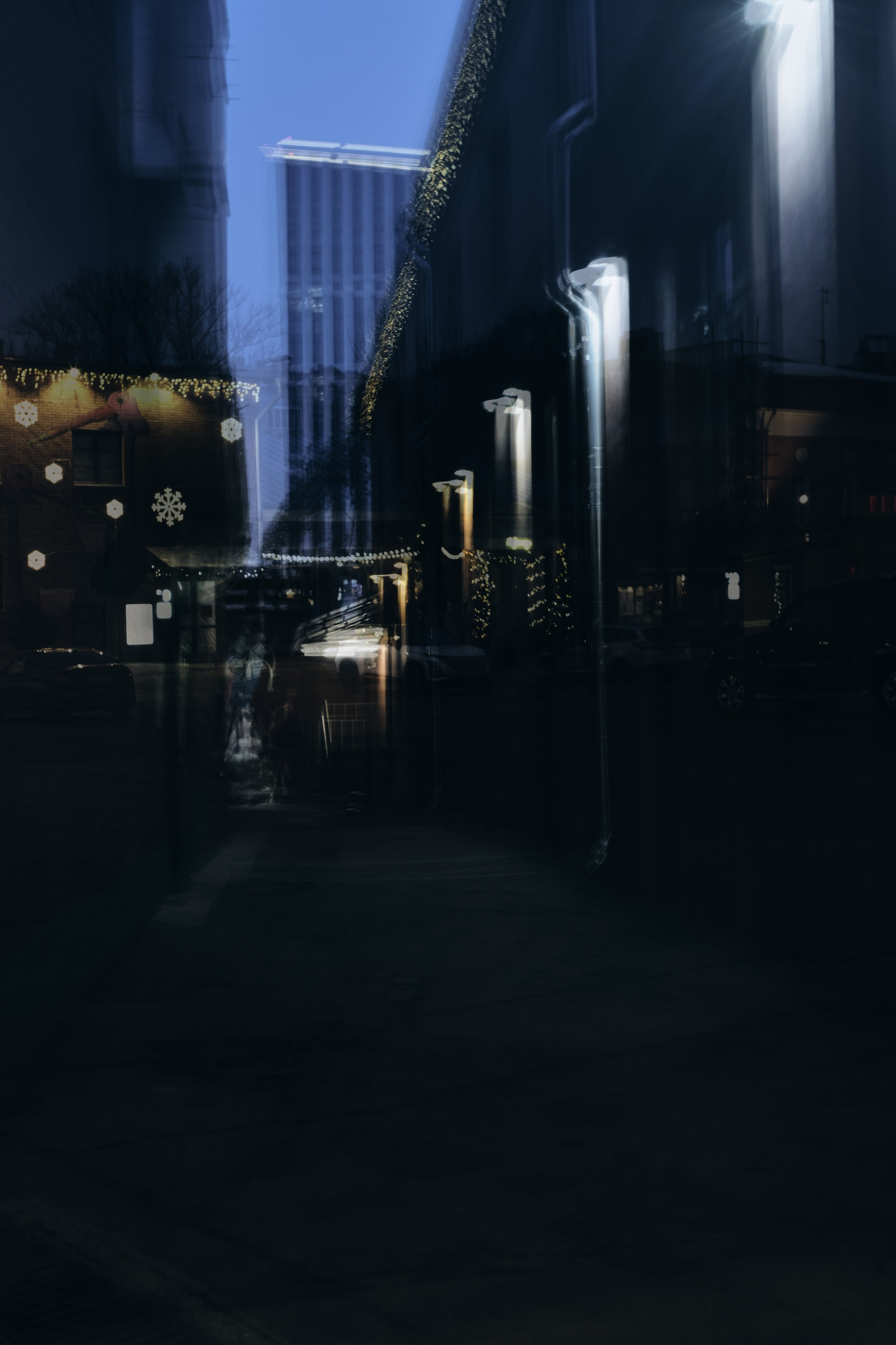 March nights and days