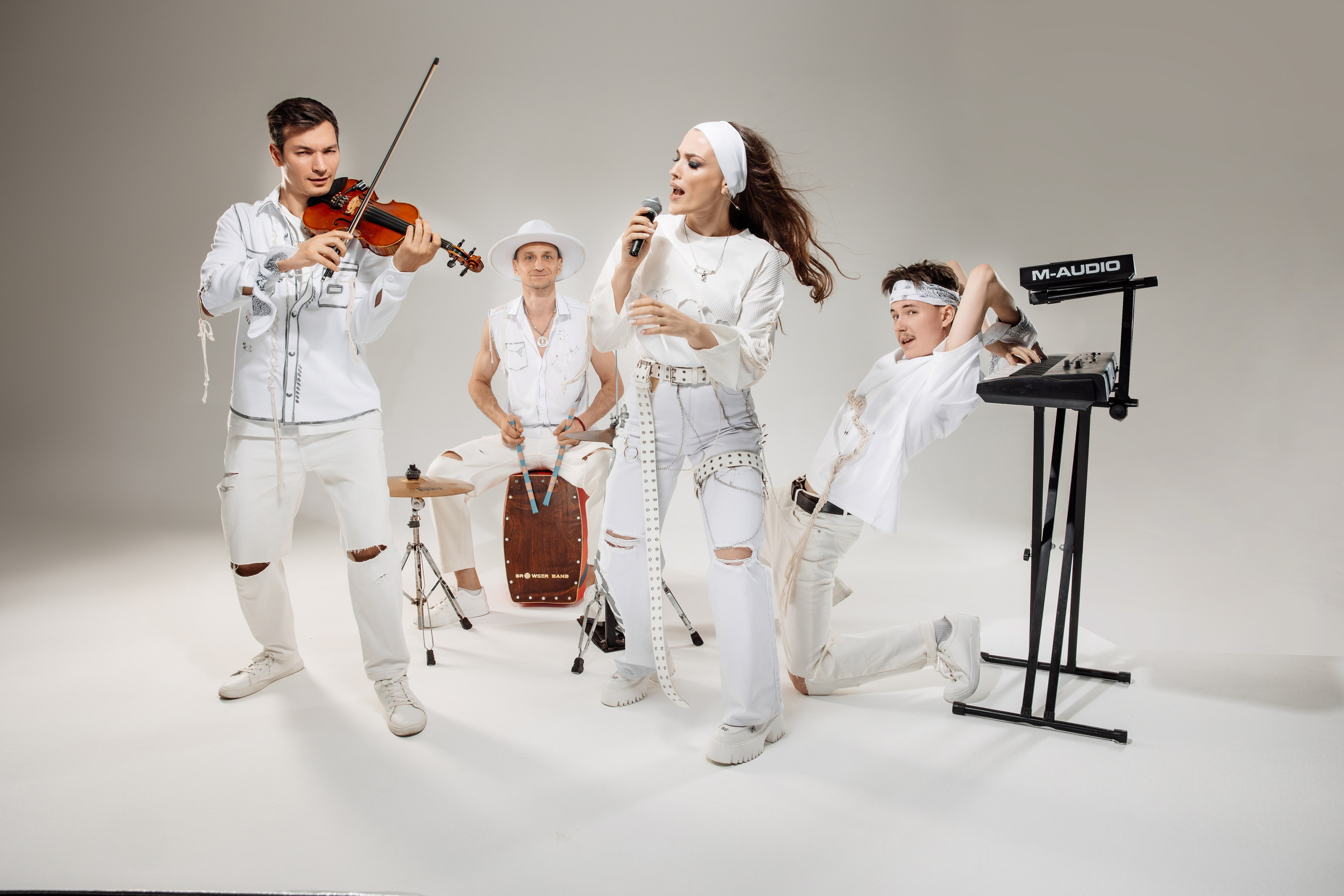 ЦИКЛОРАМА — МУЗЫКАНТЫ — ДИДЖЕИ. Главная