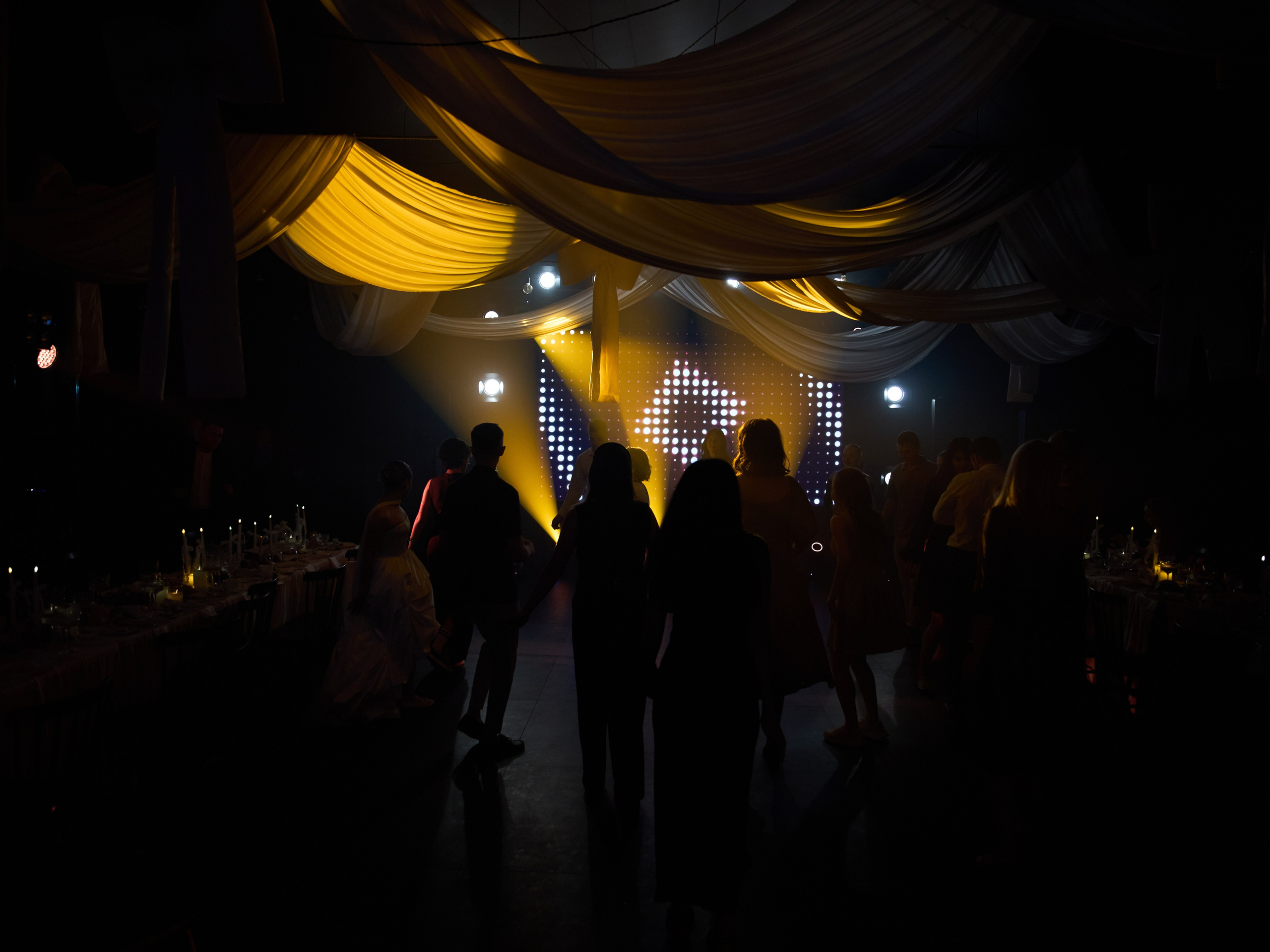 СЕГОДНЯ ТОЛЬКО ПО ЛЮБВИ. Свадебный фотограф Анна Чащухина