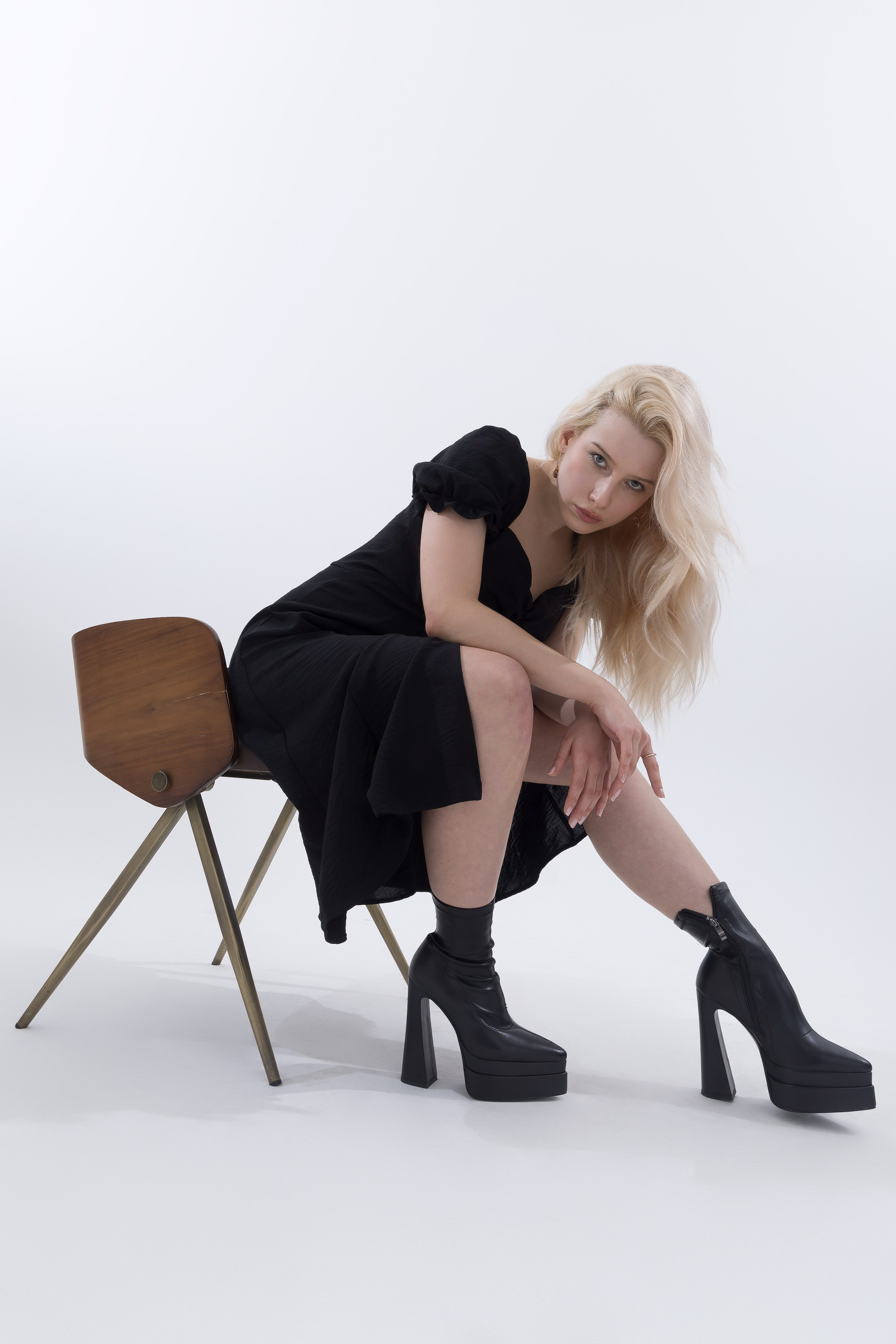 Студийное. Photomantis