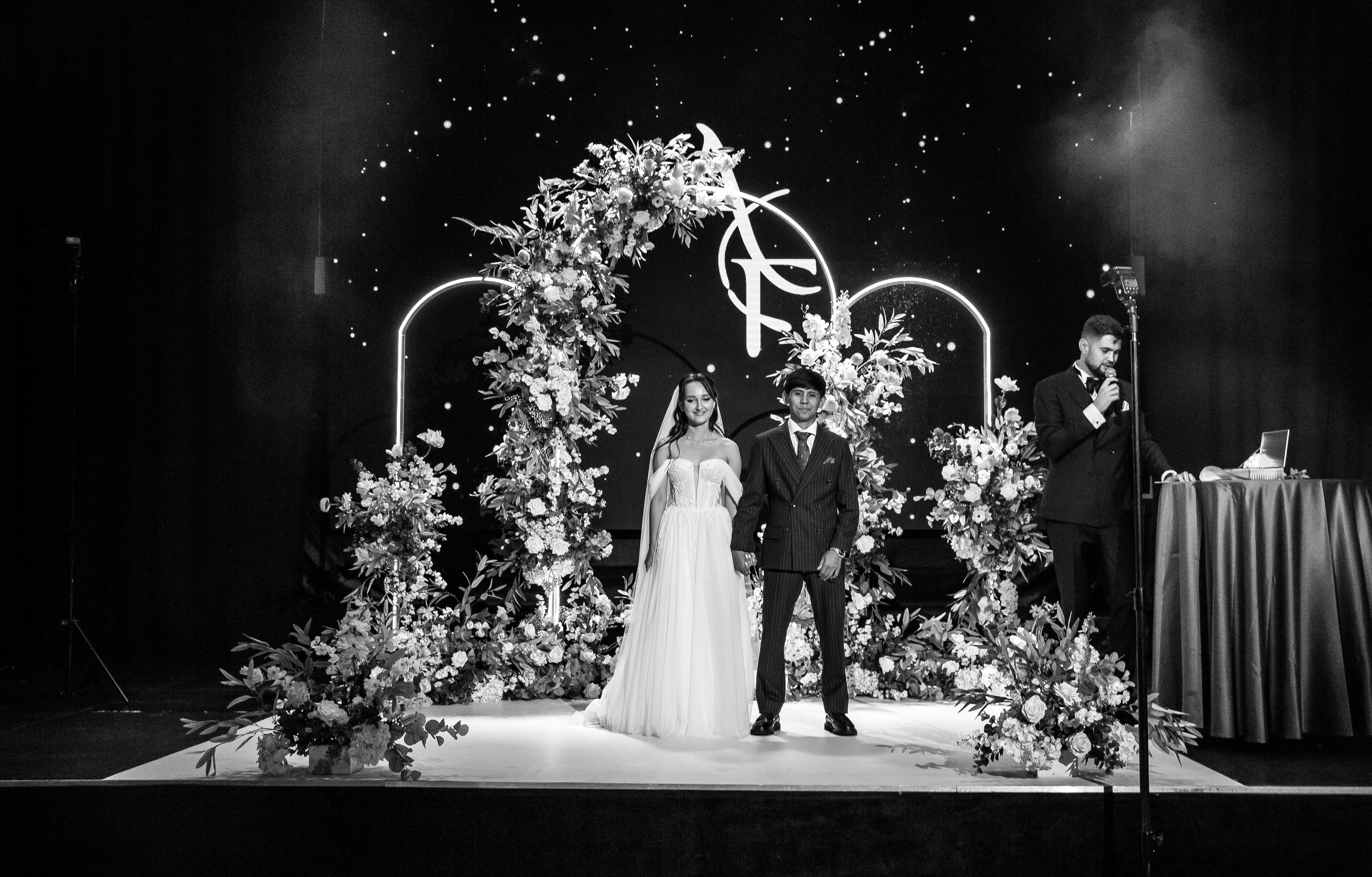 Уютная свадьба — Аскар и Катя на Марсовом поле. Свадебный фотограф в Оренбурге Илья Володьков