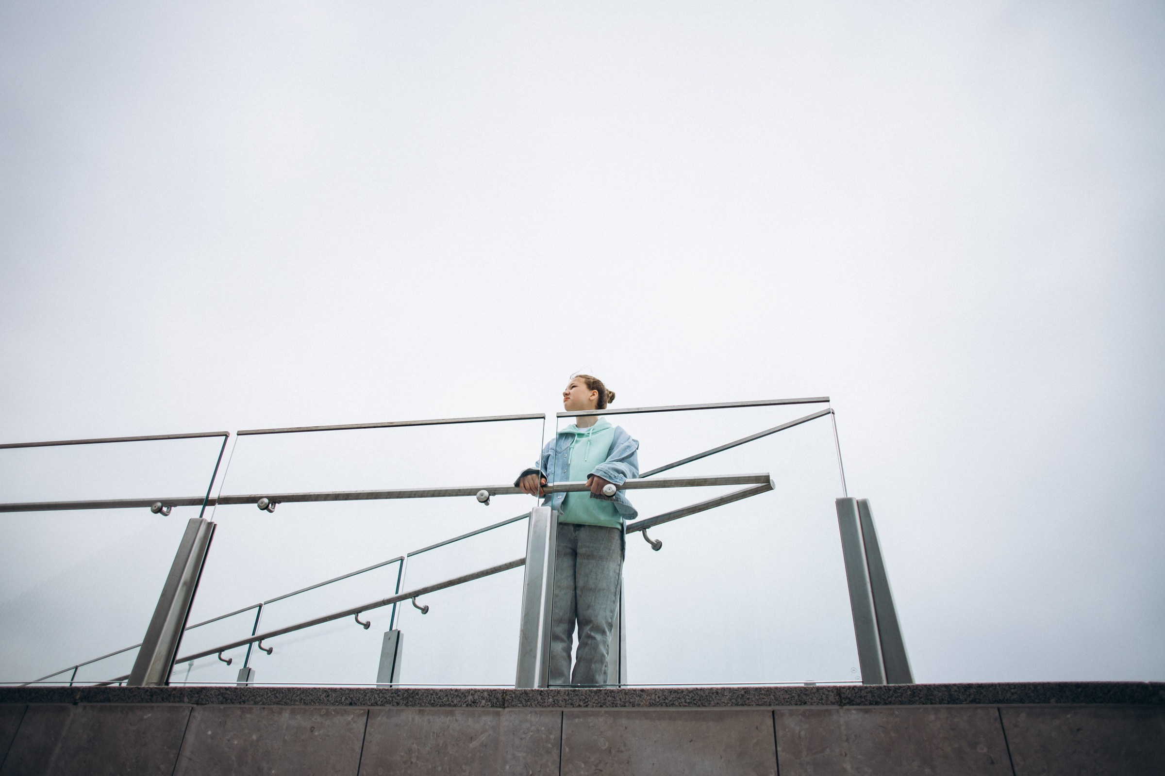 Катерина с детьми в июле. Фотопрогулка в Петербурге. Индивидуальный и семейный фотограф в Санкт-Петербурге