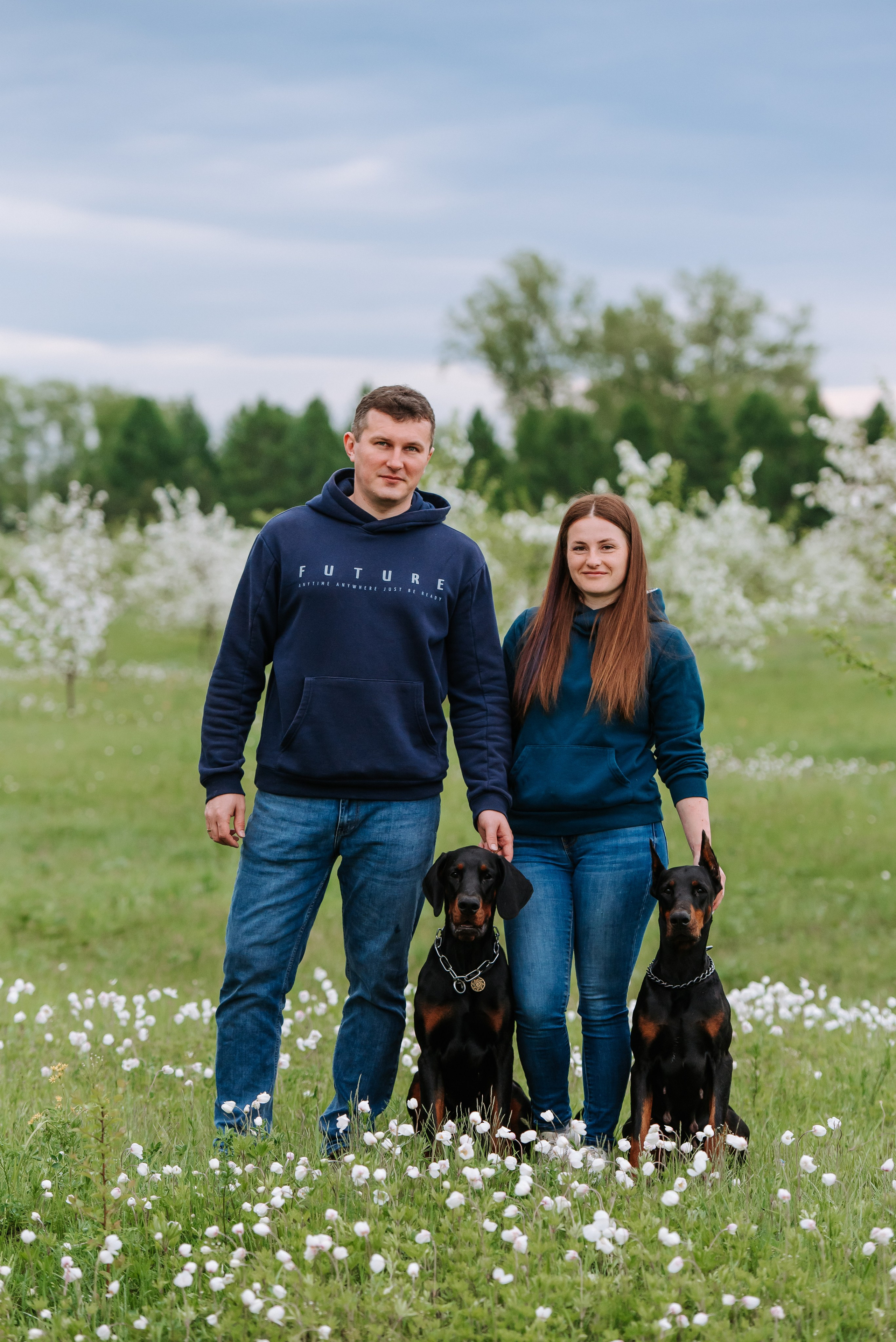 Цветение с доберманами. Фотограф Диана Оленина Красноярск / Братск