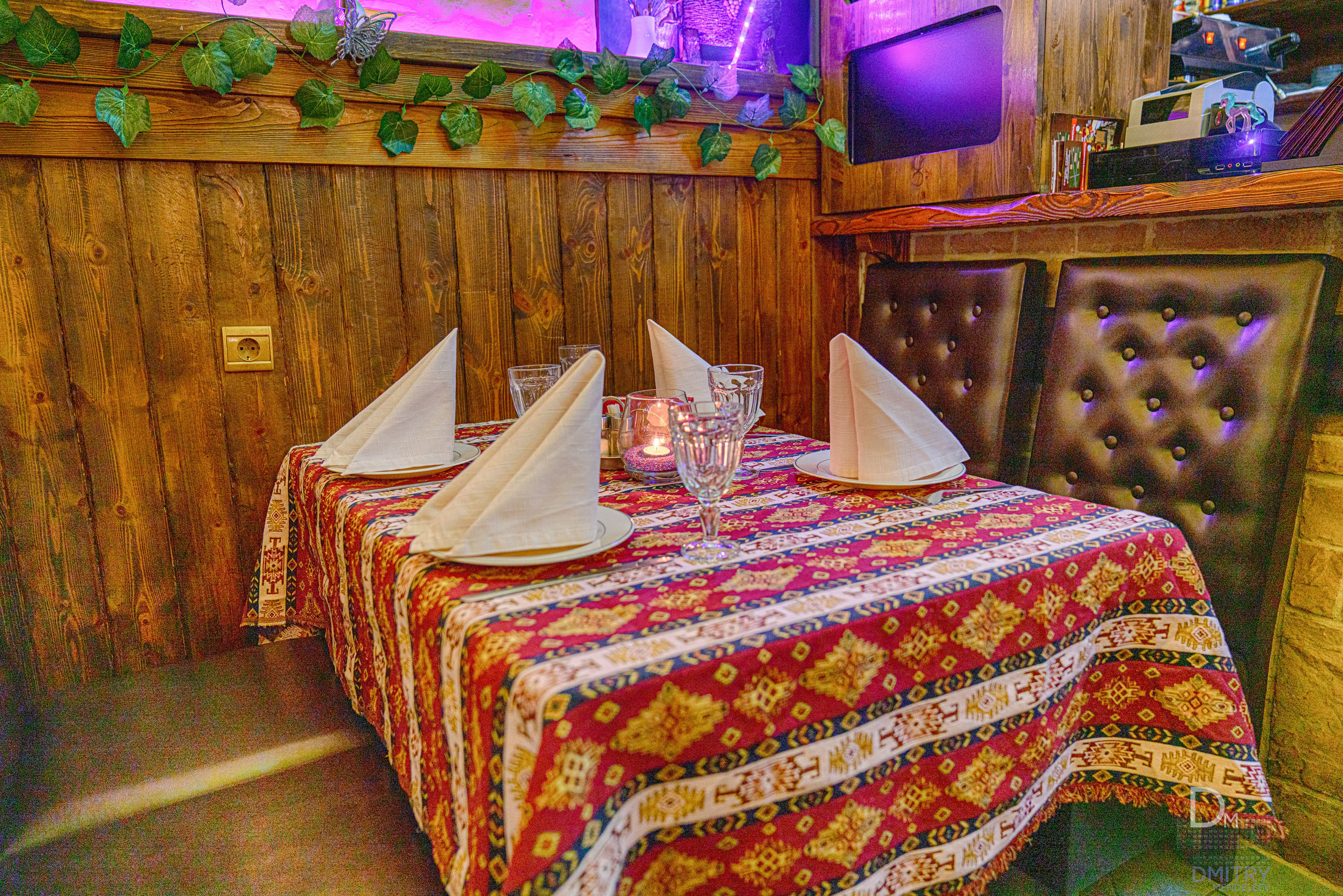 Интерьерная и экстерьерная фотосъемка Кафе Жако. Фотограф — видеограф в Москве Дмитрий Менделеев