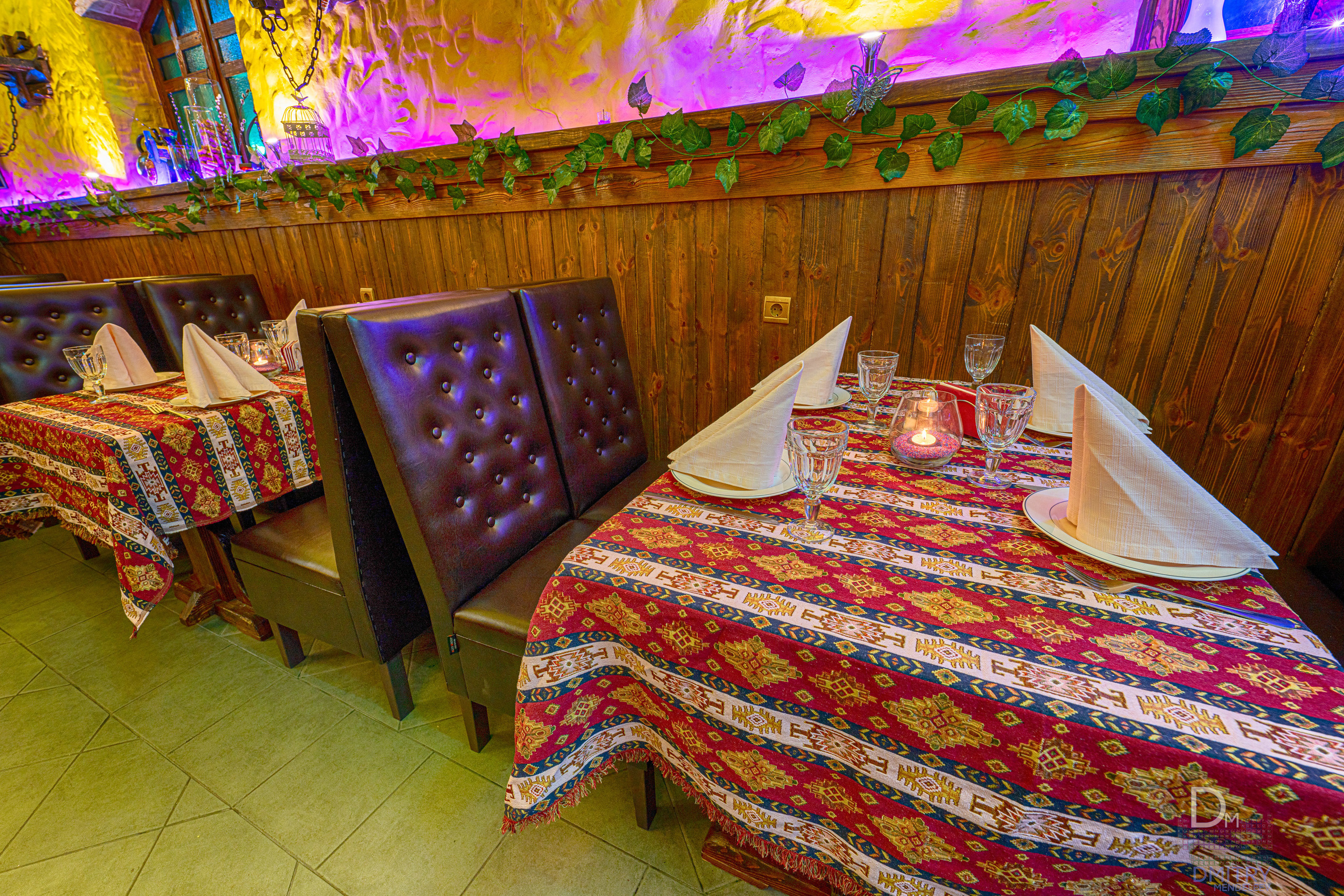 Интерьерная и экстерьерная фотосъемка Кафе Жако. Фотограф — видеограф в Москве Дмитрий Менделеев