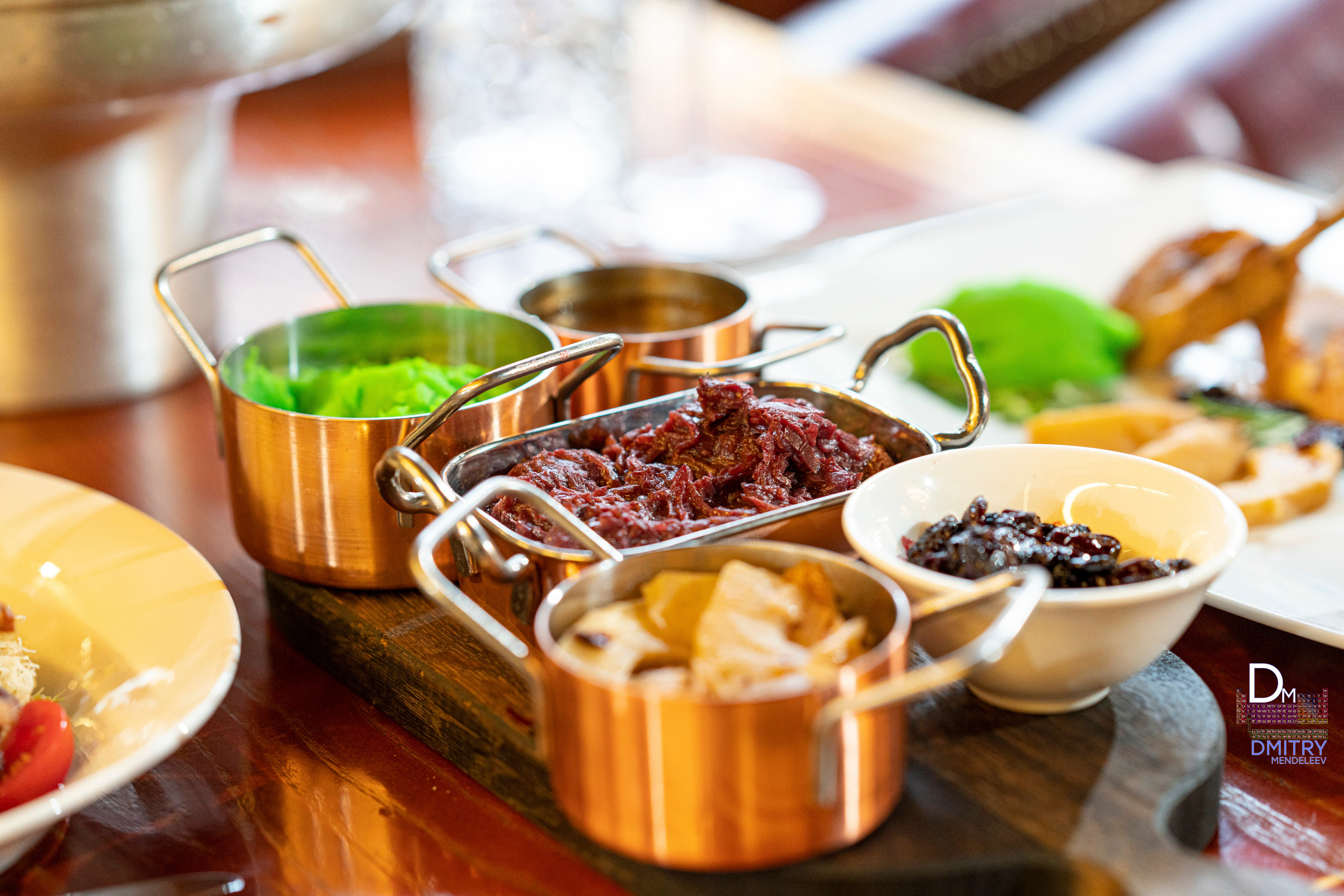 Фотосессия в ресторане Embers Speakeasy. Фотограф — видеограф в Москве Дмитрий Менделеев