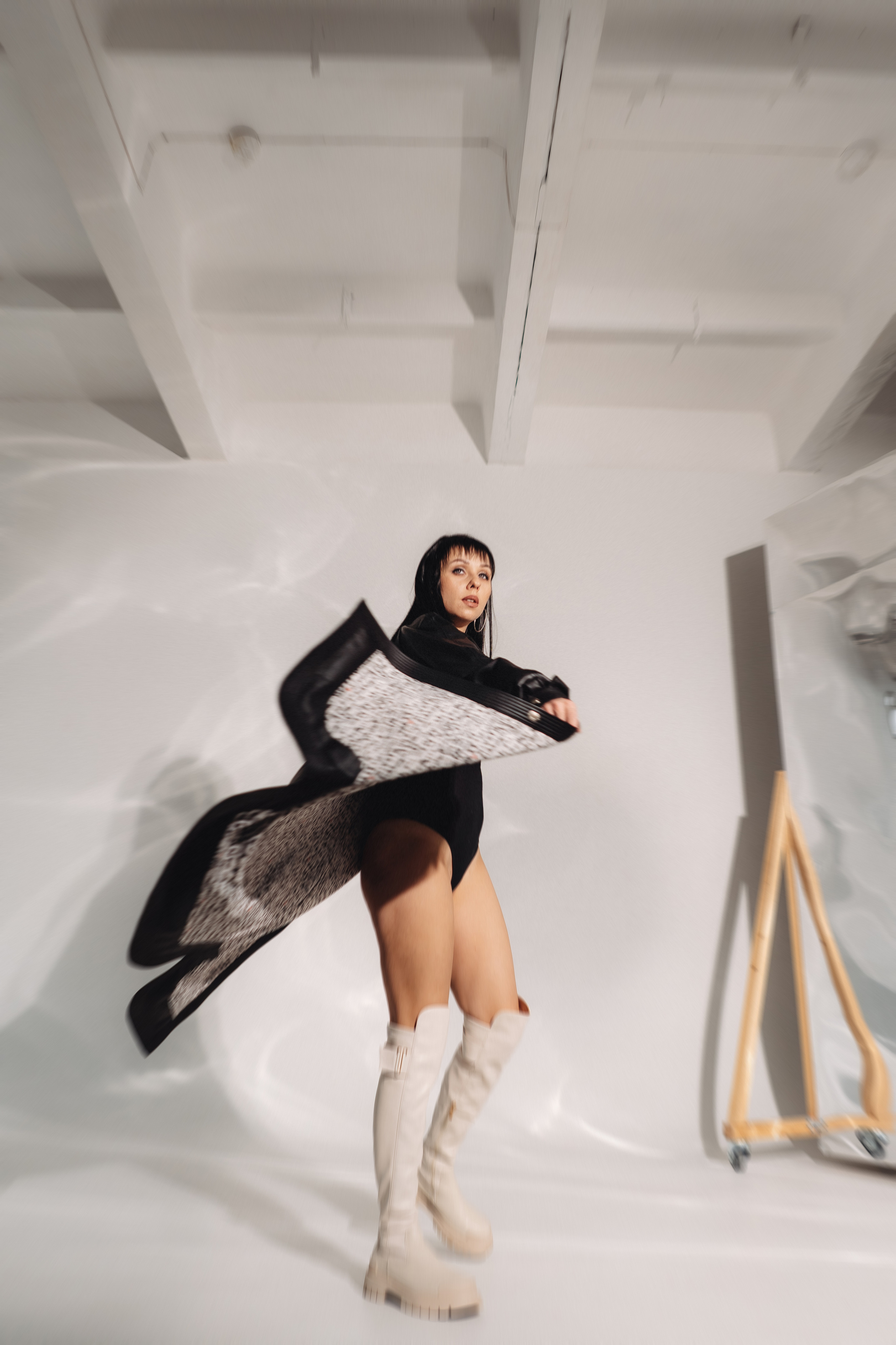 В студии. Семейный и контент фотограф в Красноярске Власова Екатерина