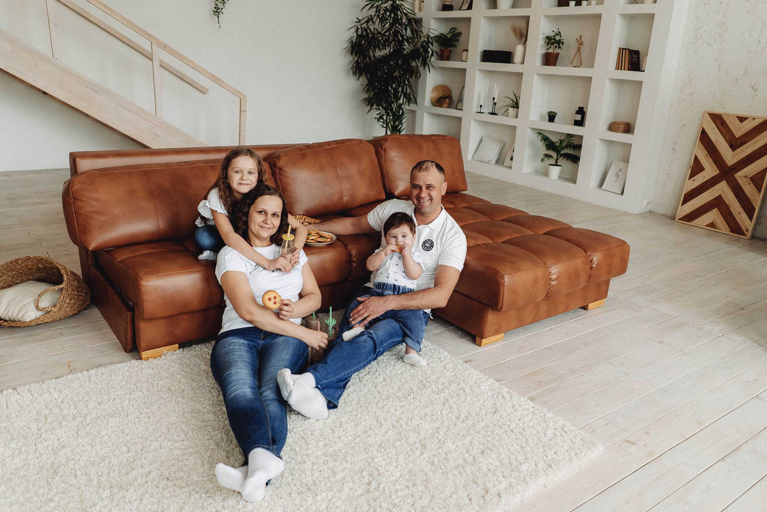 В студии и дома. Семейный и контент фотограф в Красноярске Власова Екатерина