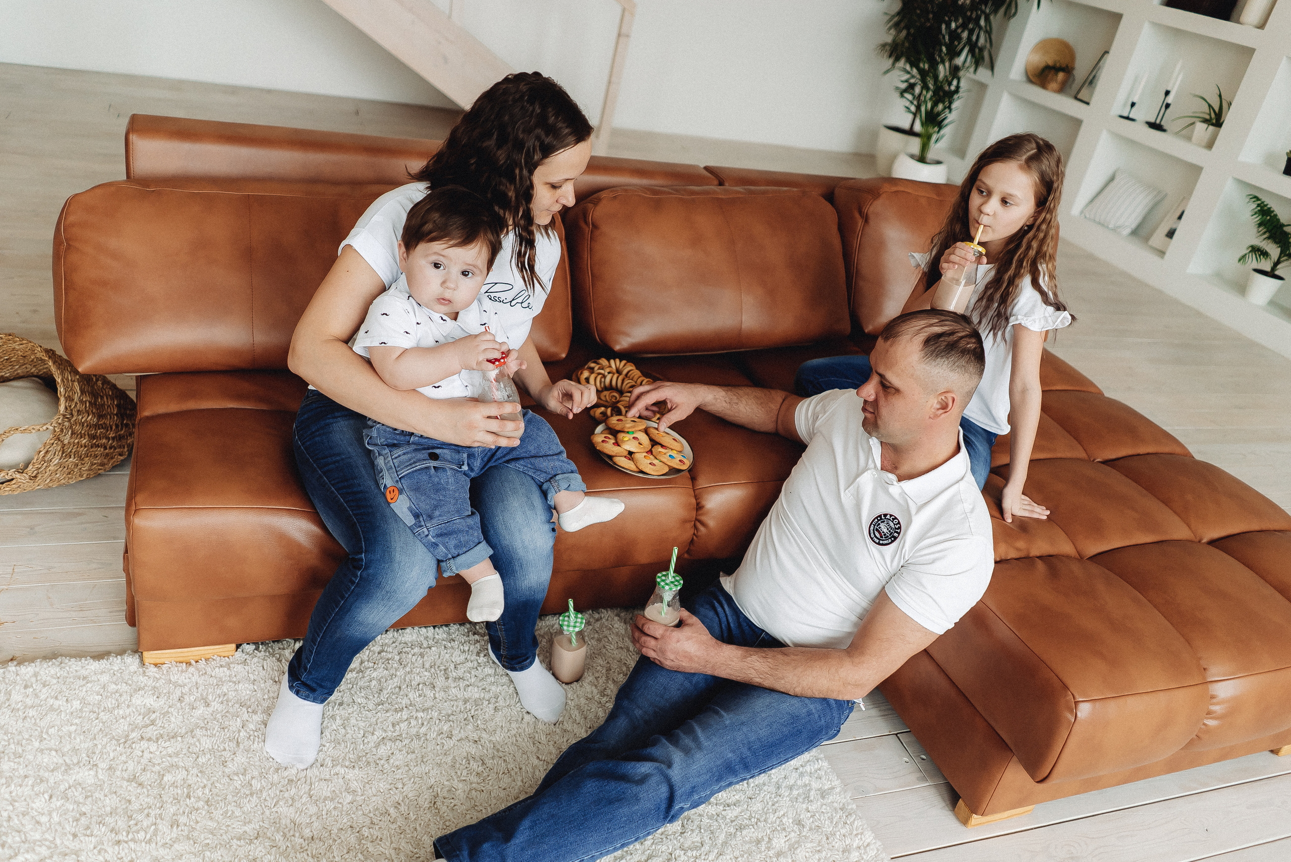 В студии и дома. Семейный и контент фотограф в Красноярске Власова Екатерина