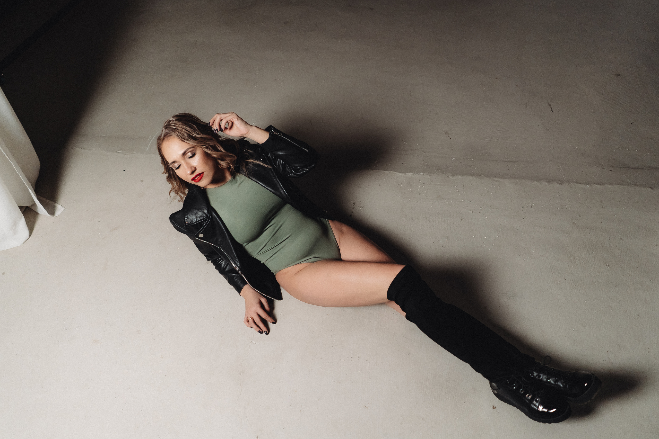 В студии. Семейный и контент фотограф в Красноярске Власова Екатерина