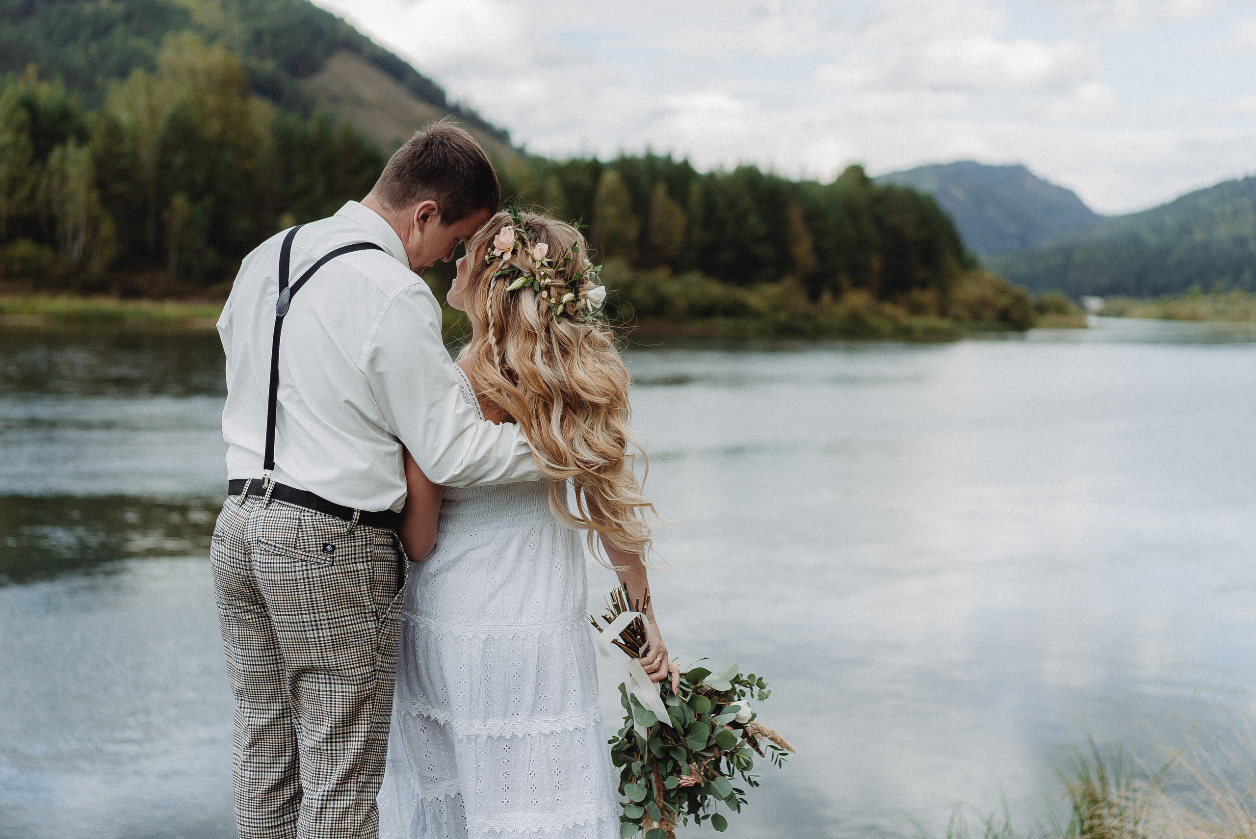 Свадебная фотосъемка и лавстори. Семейный и контент фотограф в Красноярске Власова Екатерина