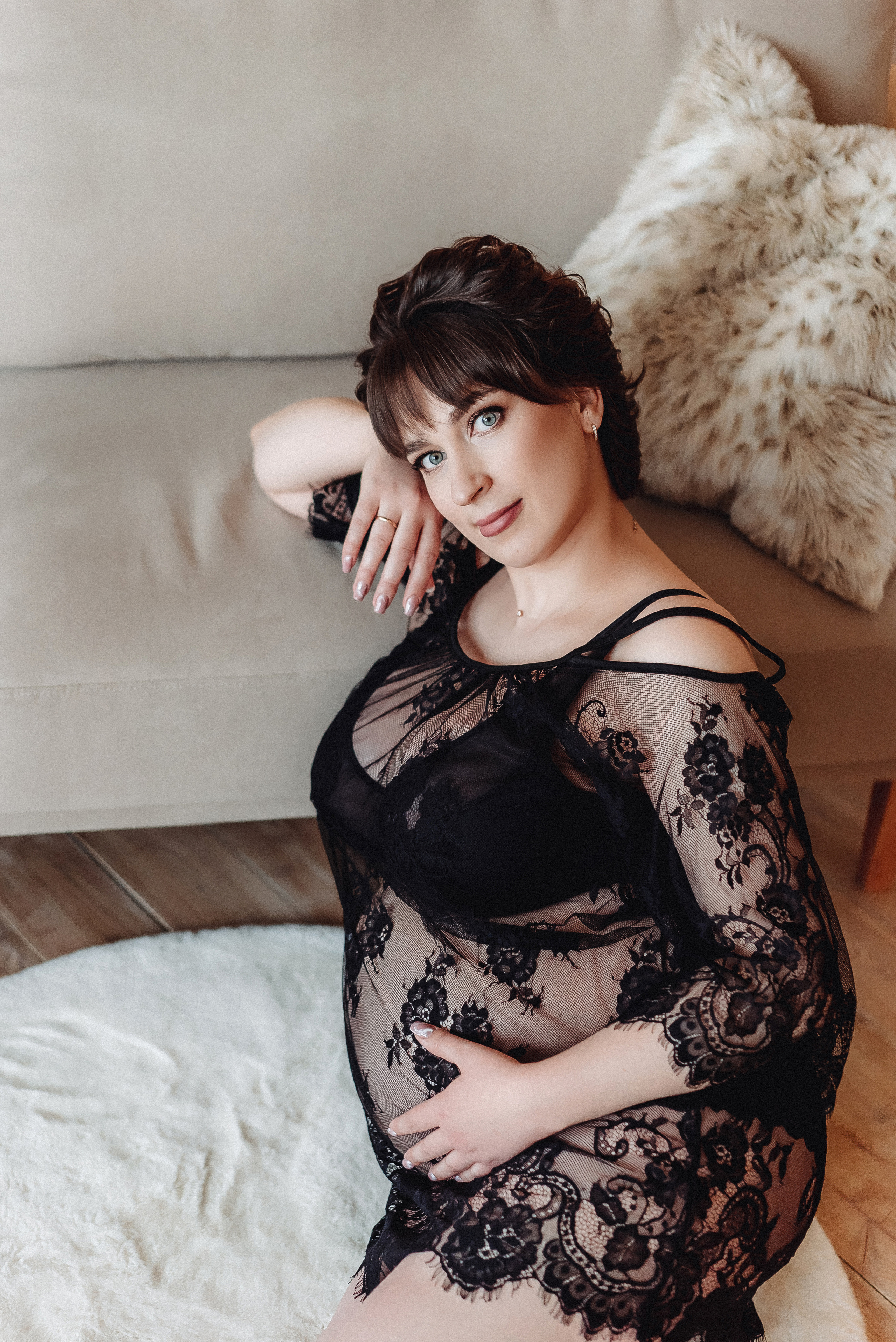 В студии. Семейный и контент фотограф в Красноярске Власова Екатерина