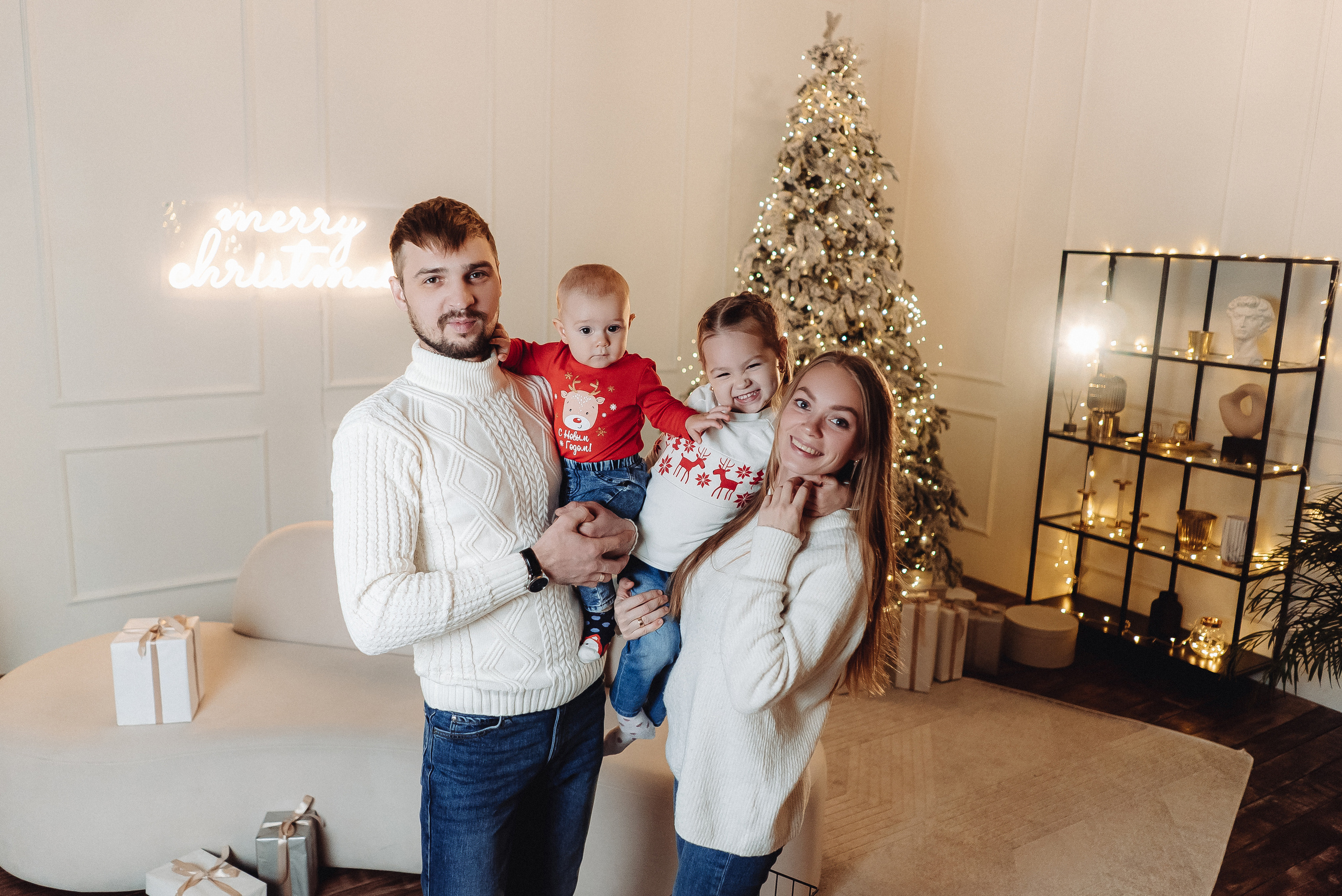 Новогодние фотосессии. Семейный и контент фотограф в Красноярске Власова Екатерина