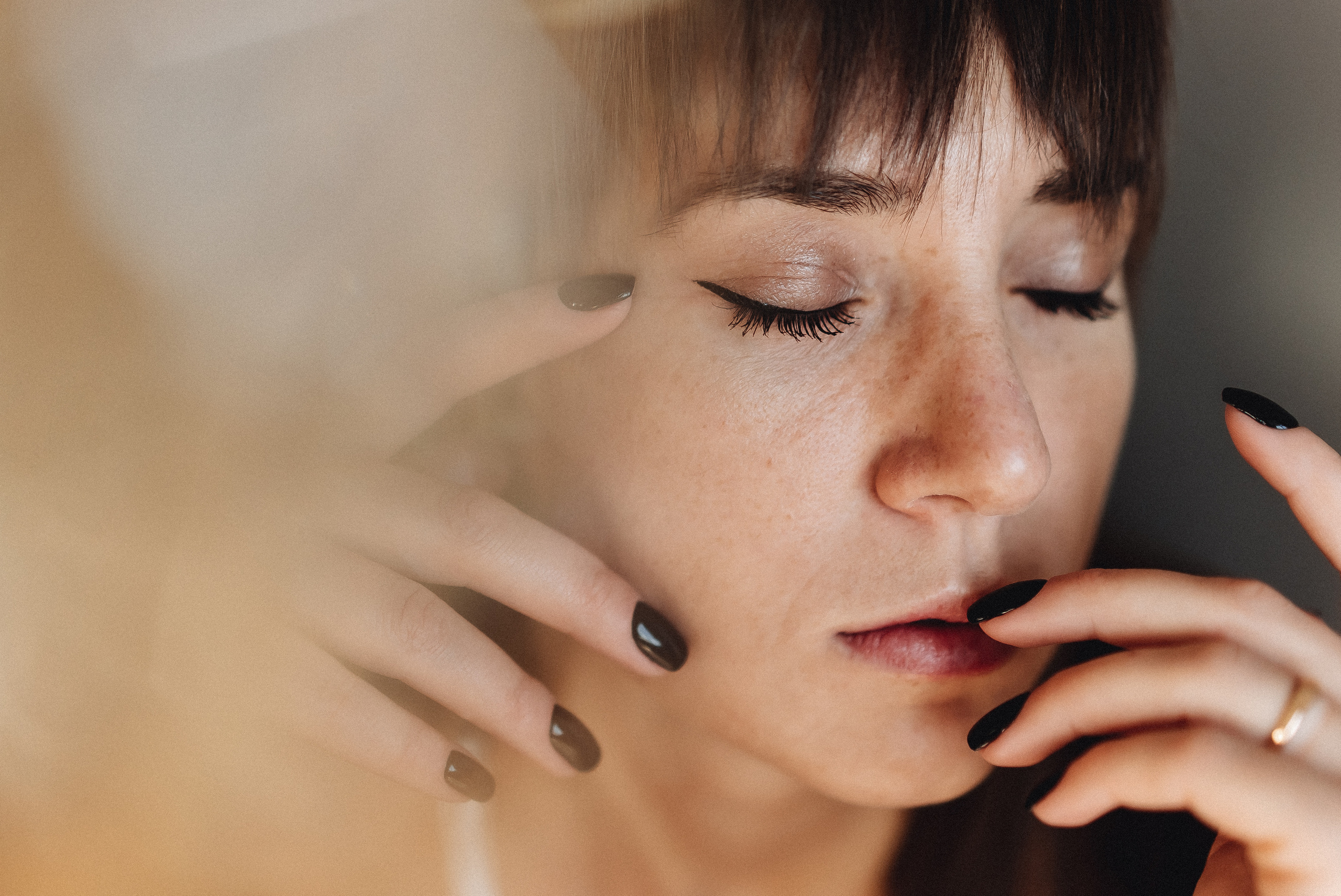 В студии. Семейный и контент фотограф в Красноярске Власова Екатерина