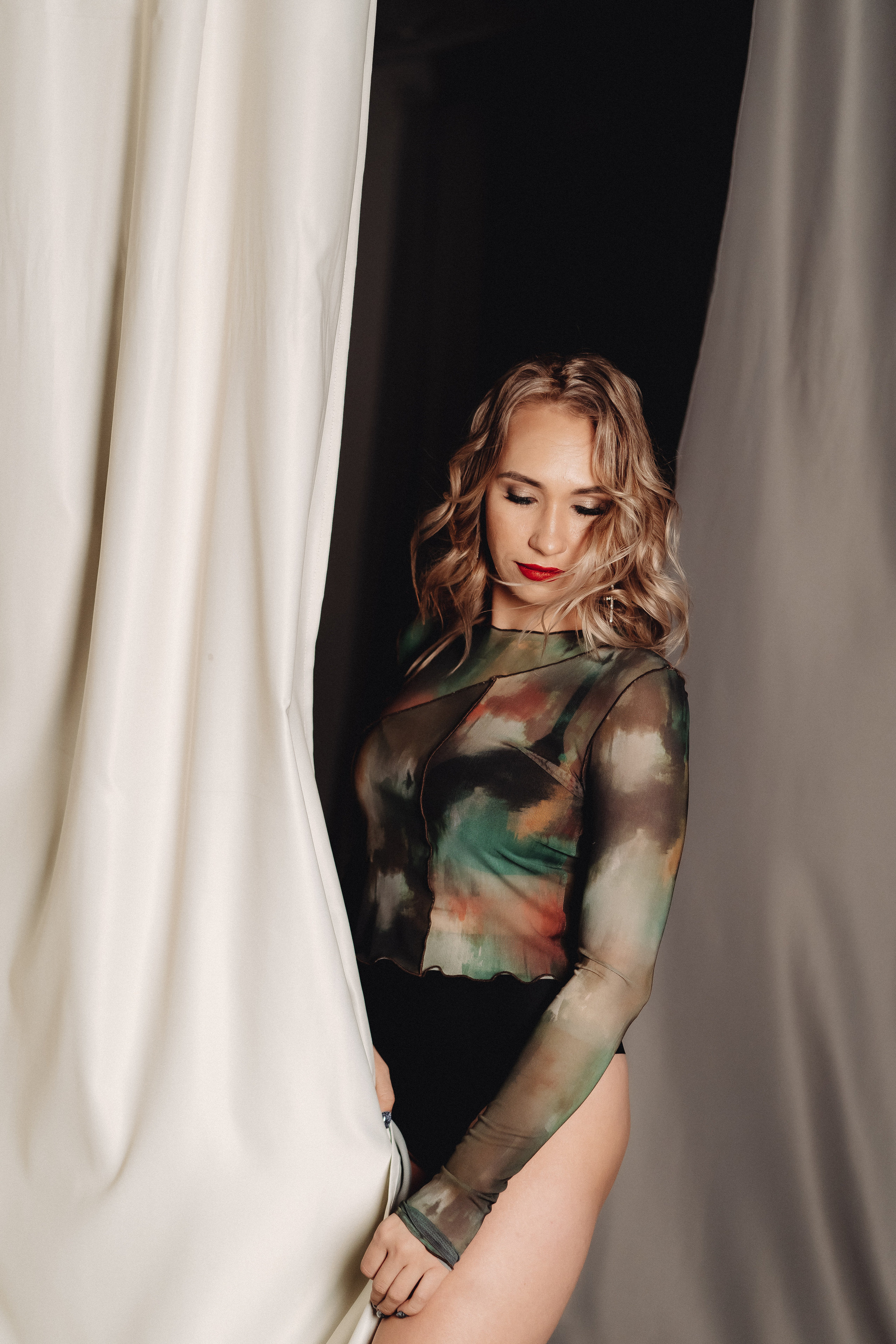 В студии. Семейный и контент фотограф в Красноярске Власова Екатерина