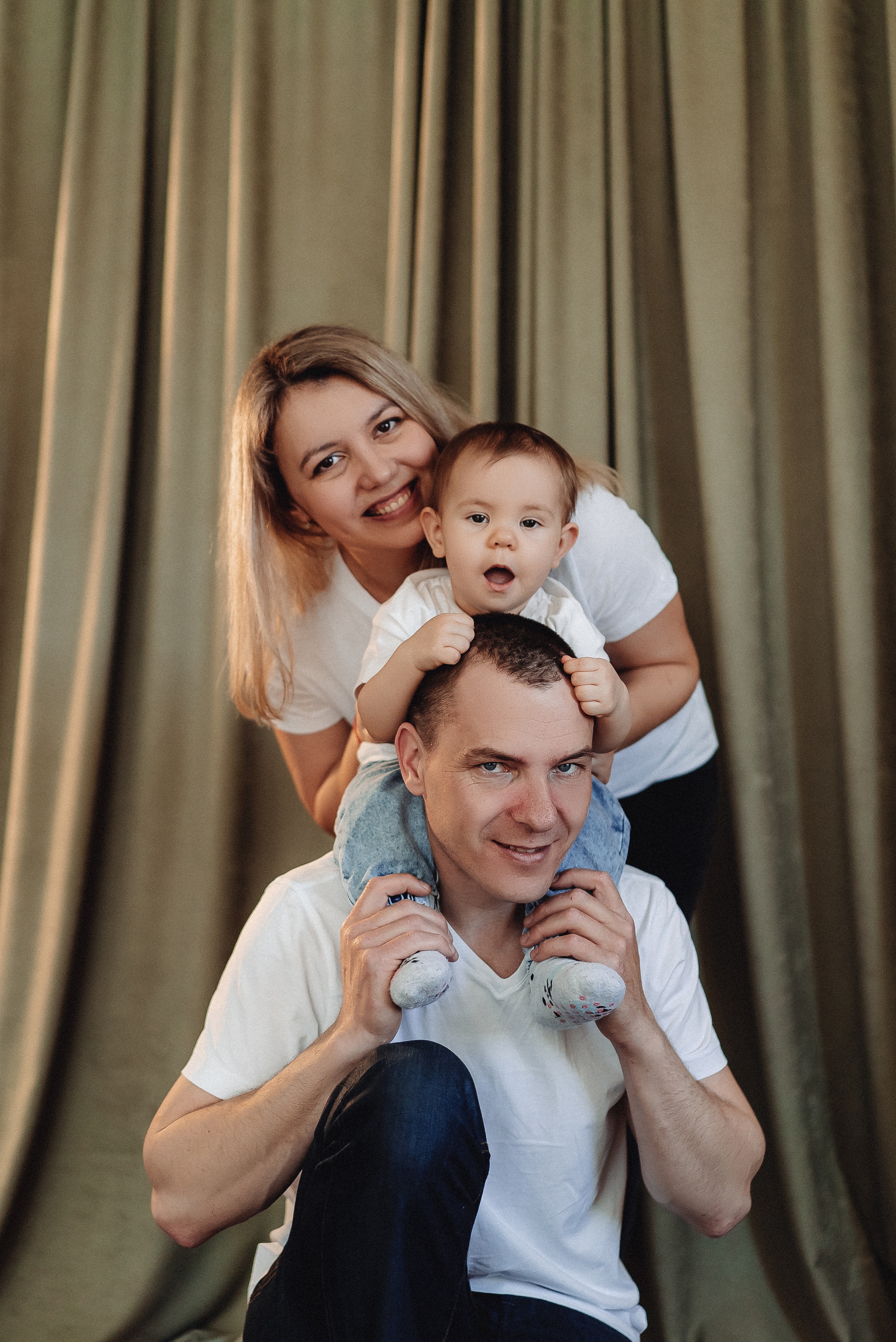 В студии и дома. Семейный и контент фотограф в Красноярске Власова Екатерина