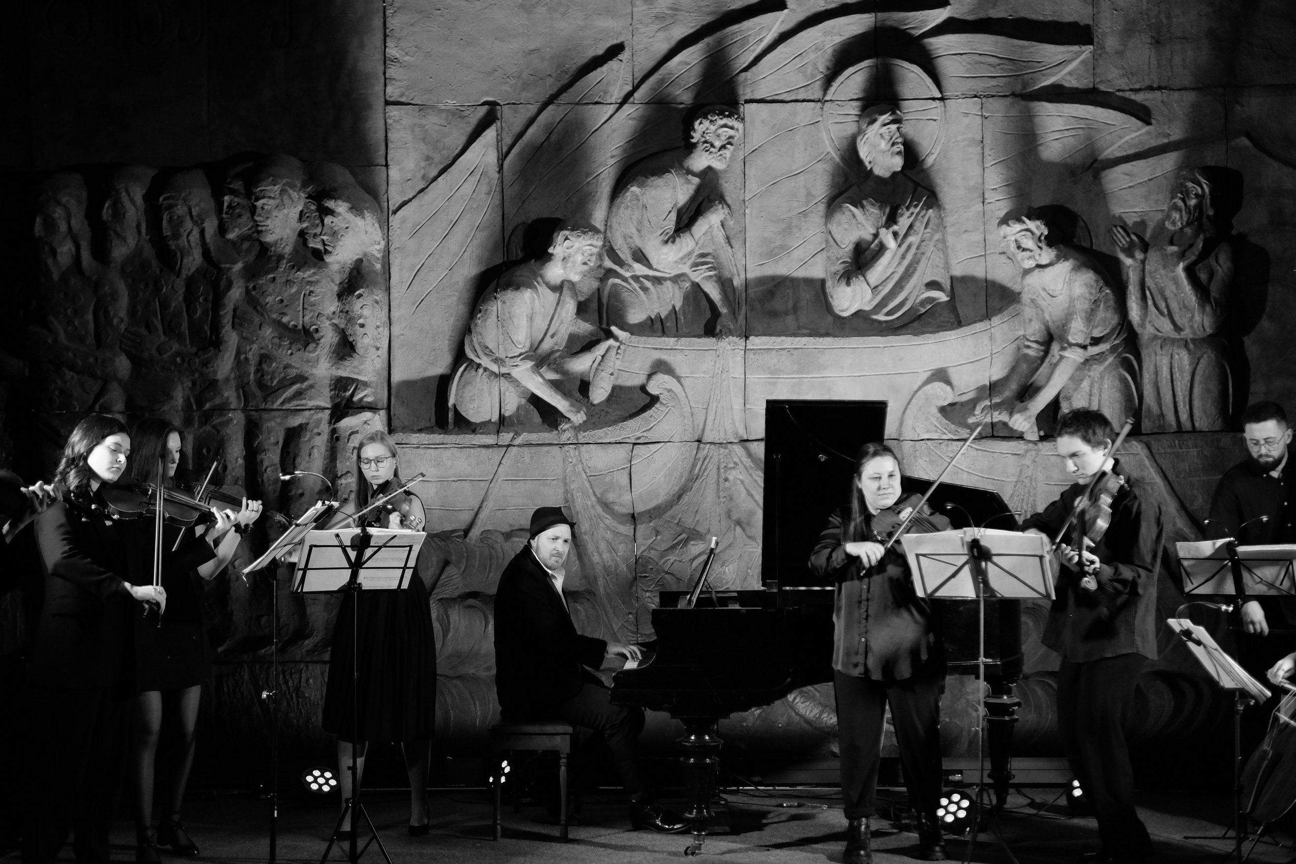 Classic music concerts at Cereteli`s Gallery/ Moscow/ 2023. Anna Fedo Photo