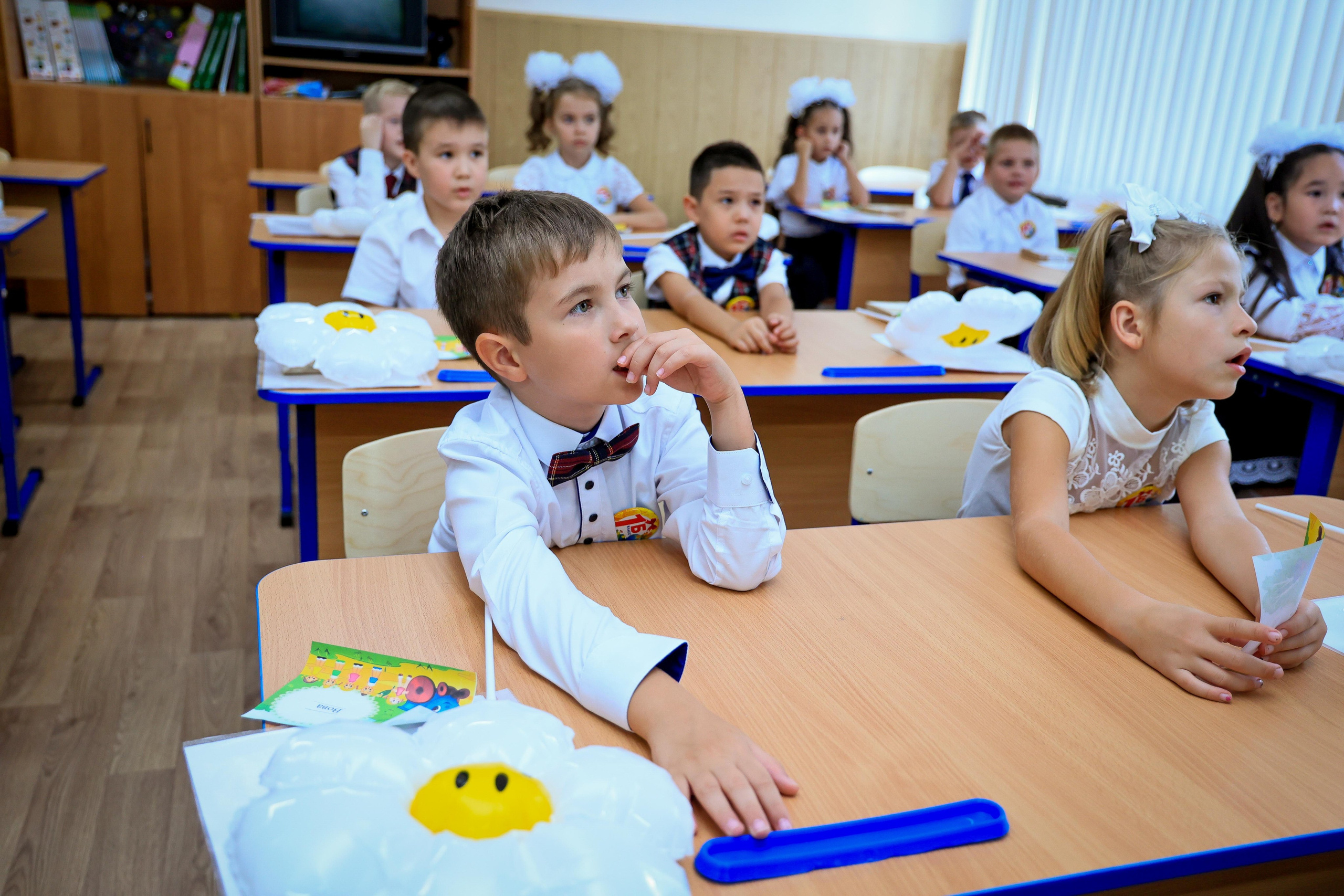 ШКОЛА 1 СЕНТЯБРЯ. Свадебный фотограф — видеограф в г. Астрахань Екатерина Юмашева