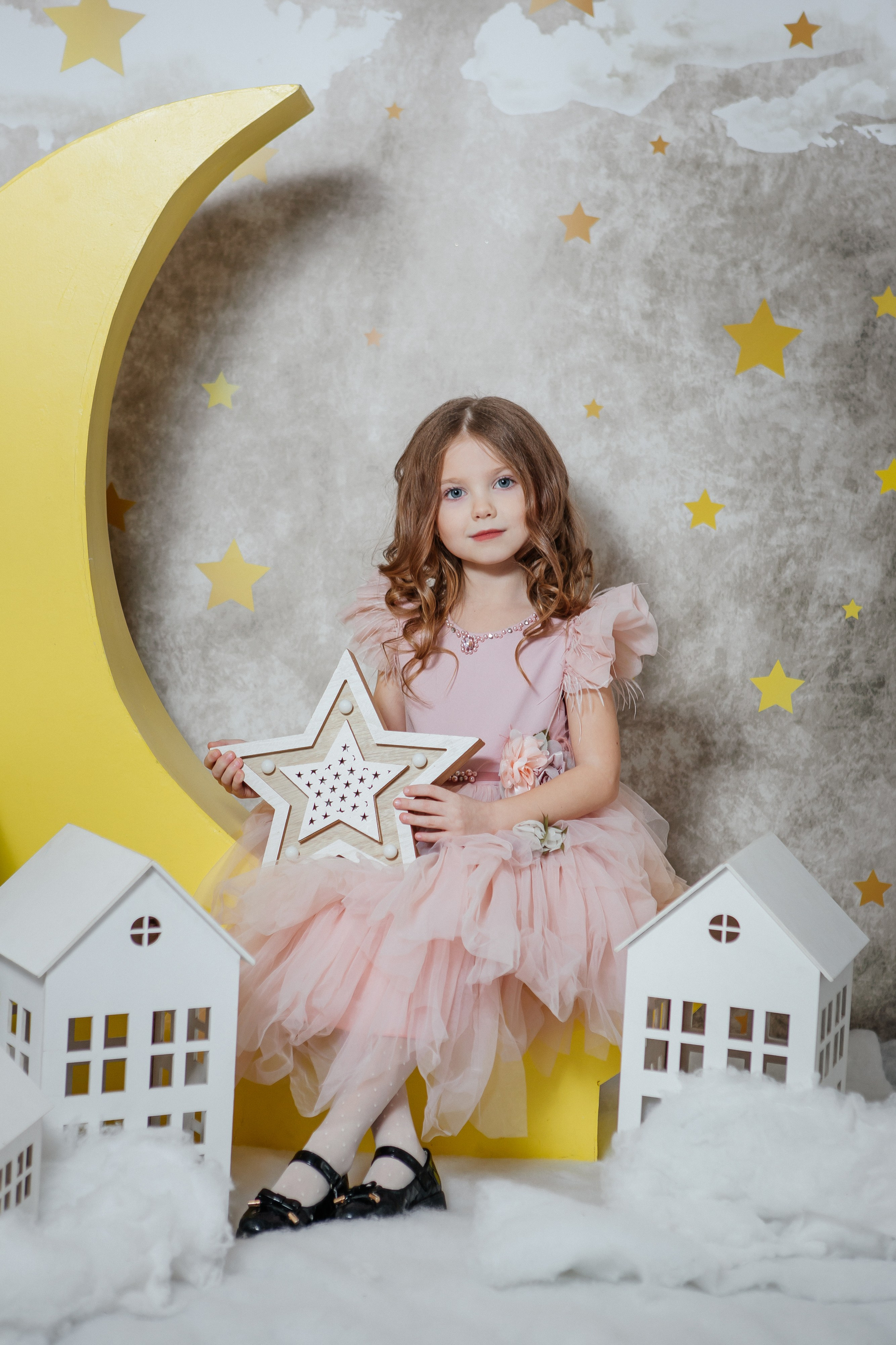 К Звёздам. Фото дети. Выпускные альбомы Нижний Тагил