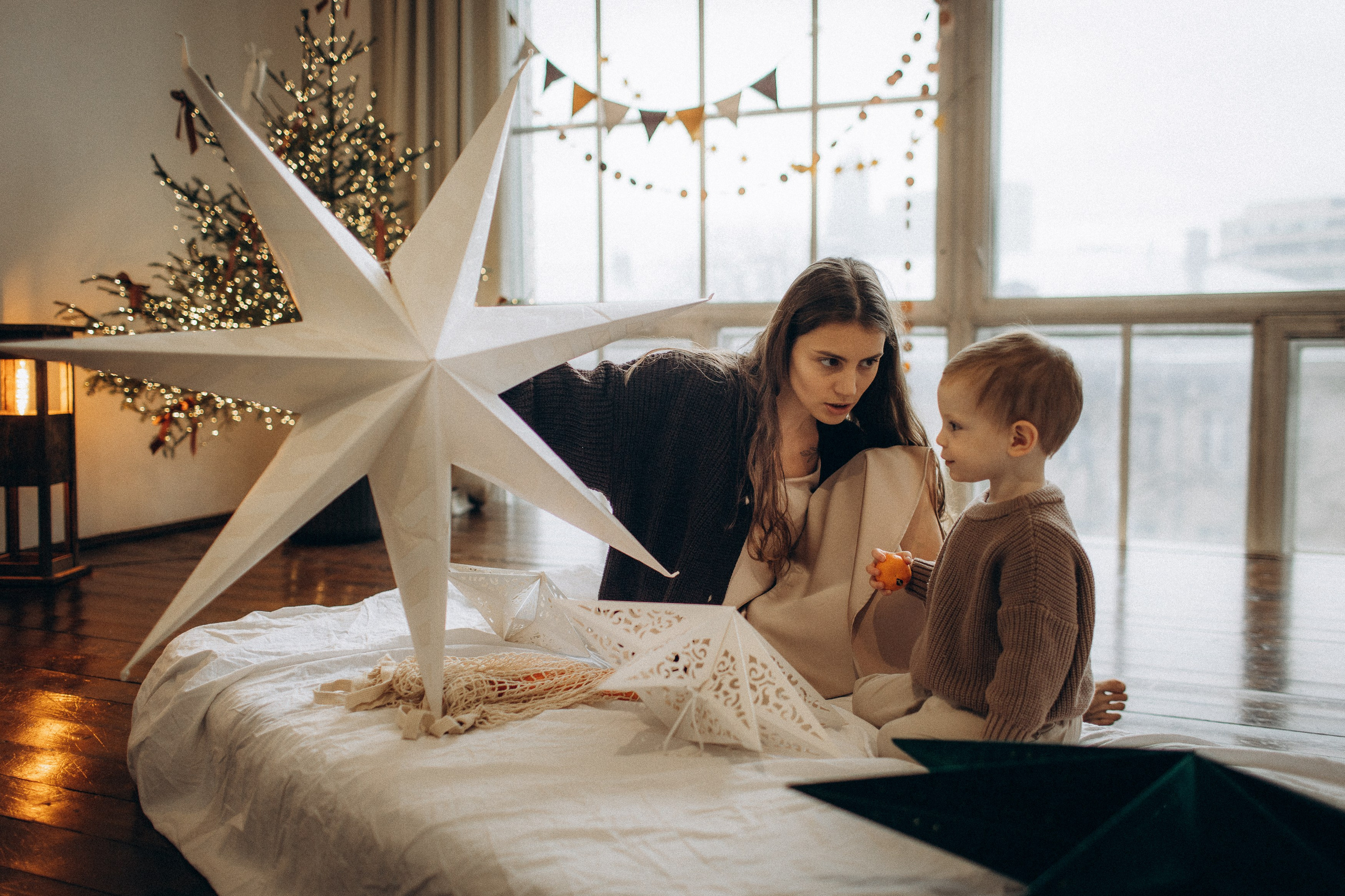 Семейная новогодняя фотосессия Москва мама и сын. Фотограф Владимир Москва