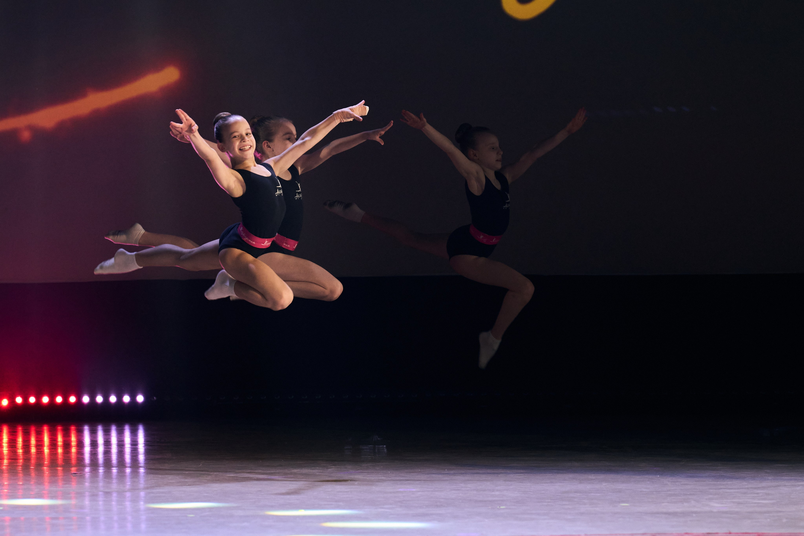 Репортажная съемка танцевального концерта. Портретный и репортажный фотограф Вадим Эпов