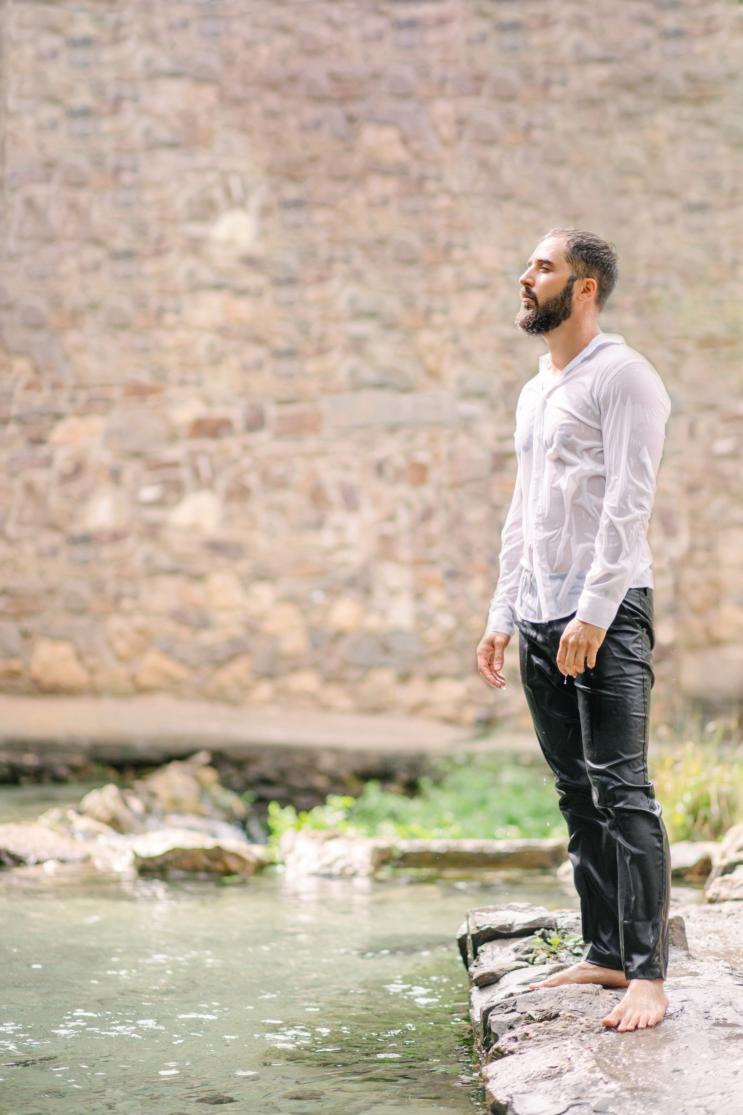 Артем. Ледяной родник. Нечехова Виктория