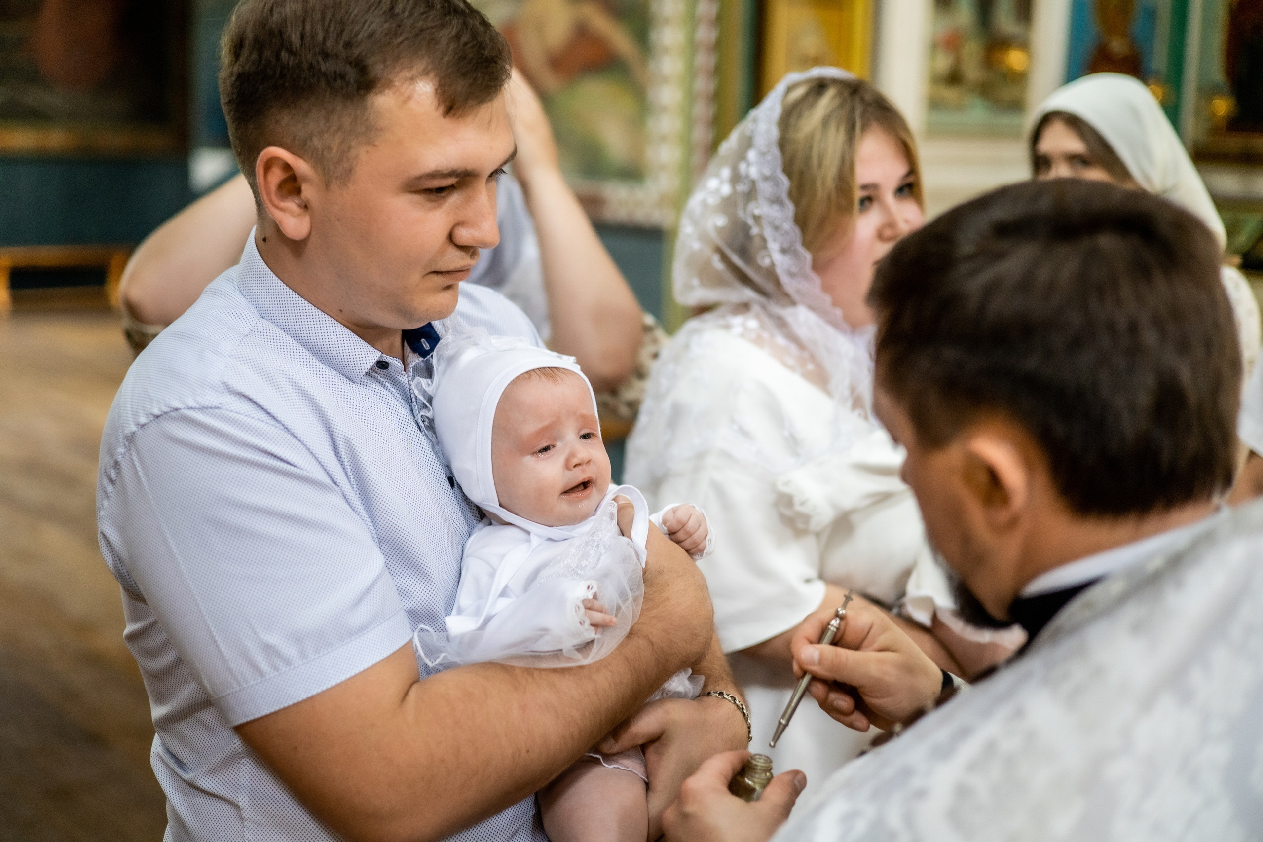 Крещение Ульяны и Вероники. Фотограф Надежда Лукьянова