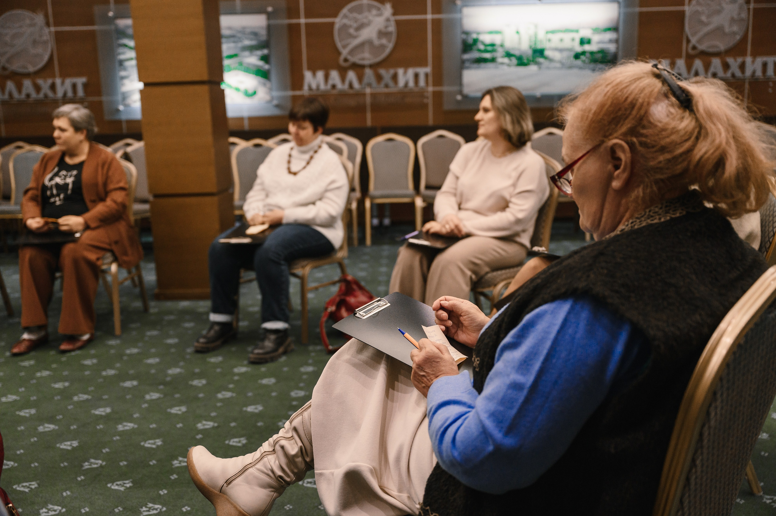 «Театр в квадрате». Клуб Читалка. Wedding and family photographer USA