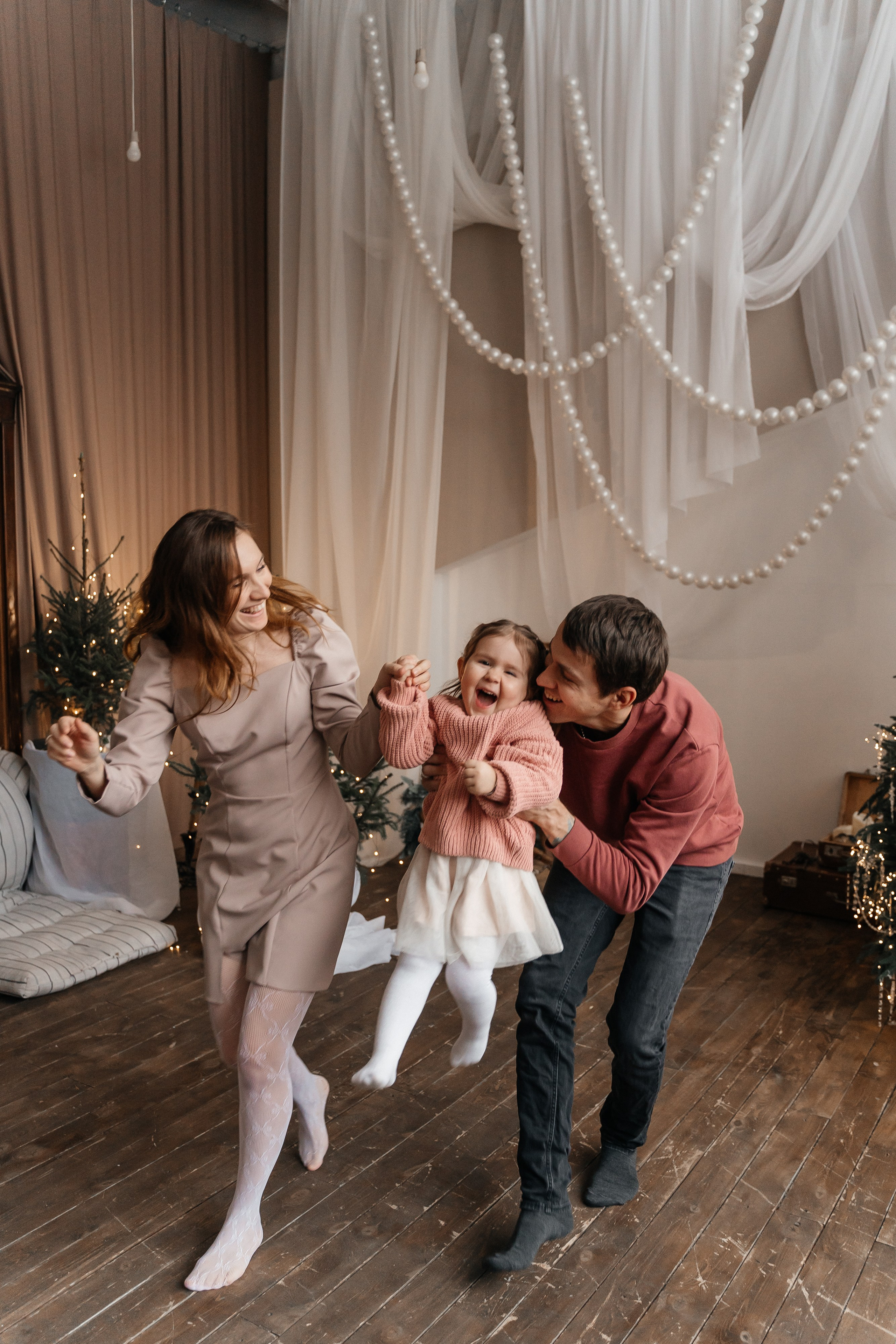 Серёжа, Аня и Василина. Волик Мария