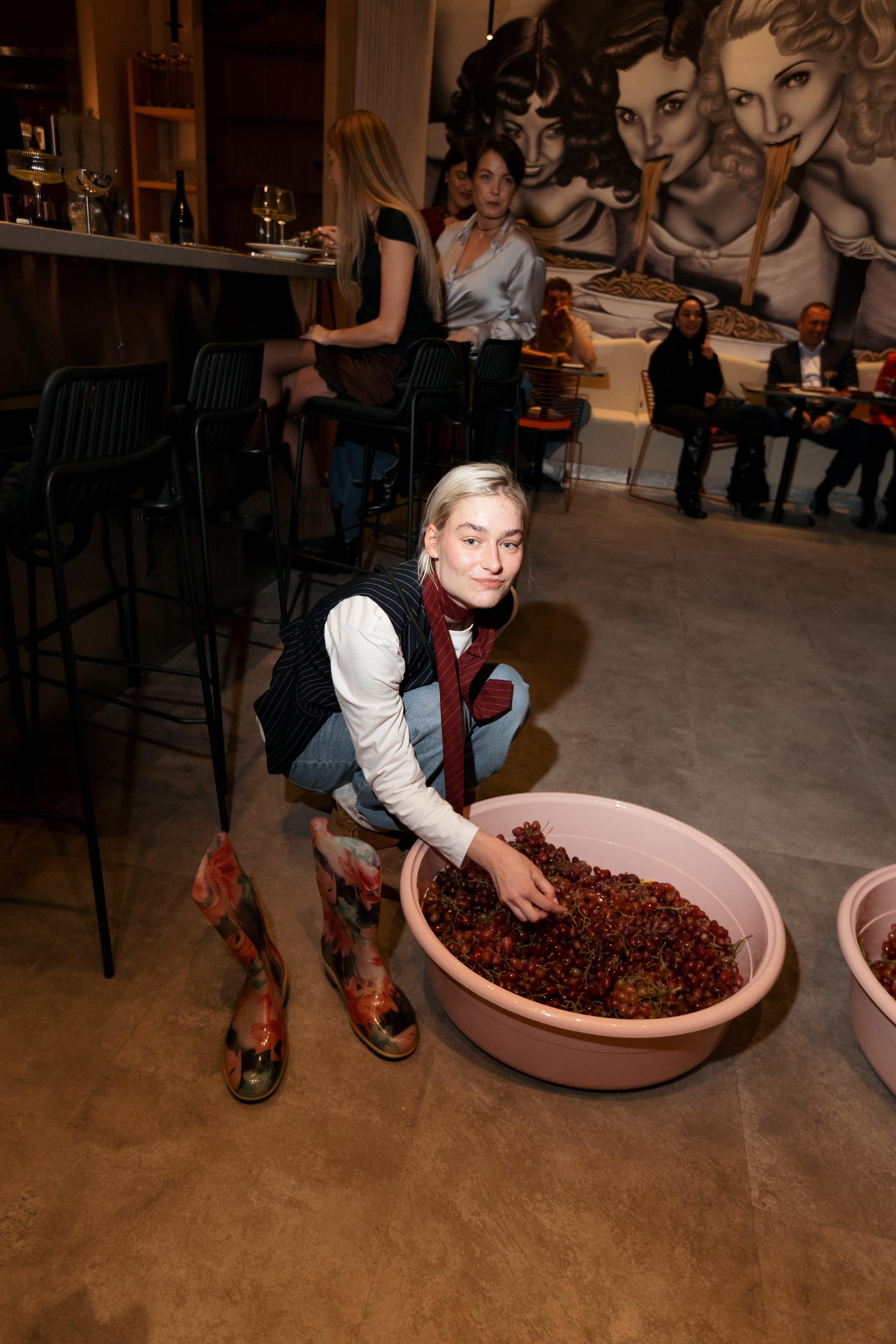 AMORE ОТКРЫТИЕ — DAY II. СВОИ. ФОТООТЧЕТЫ-СОБЫТИЯ-МЕСТА