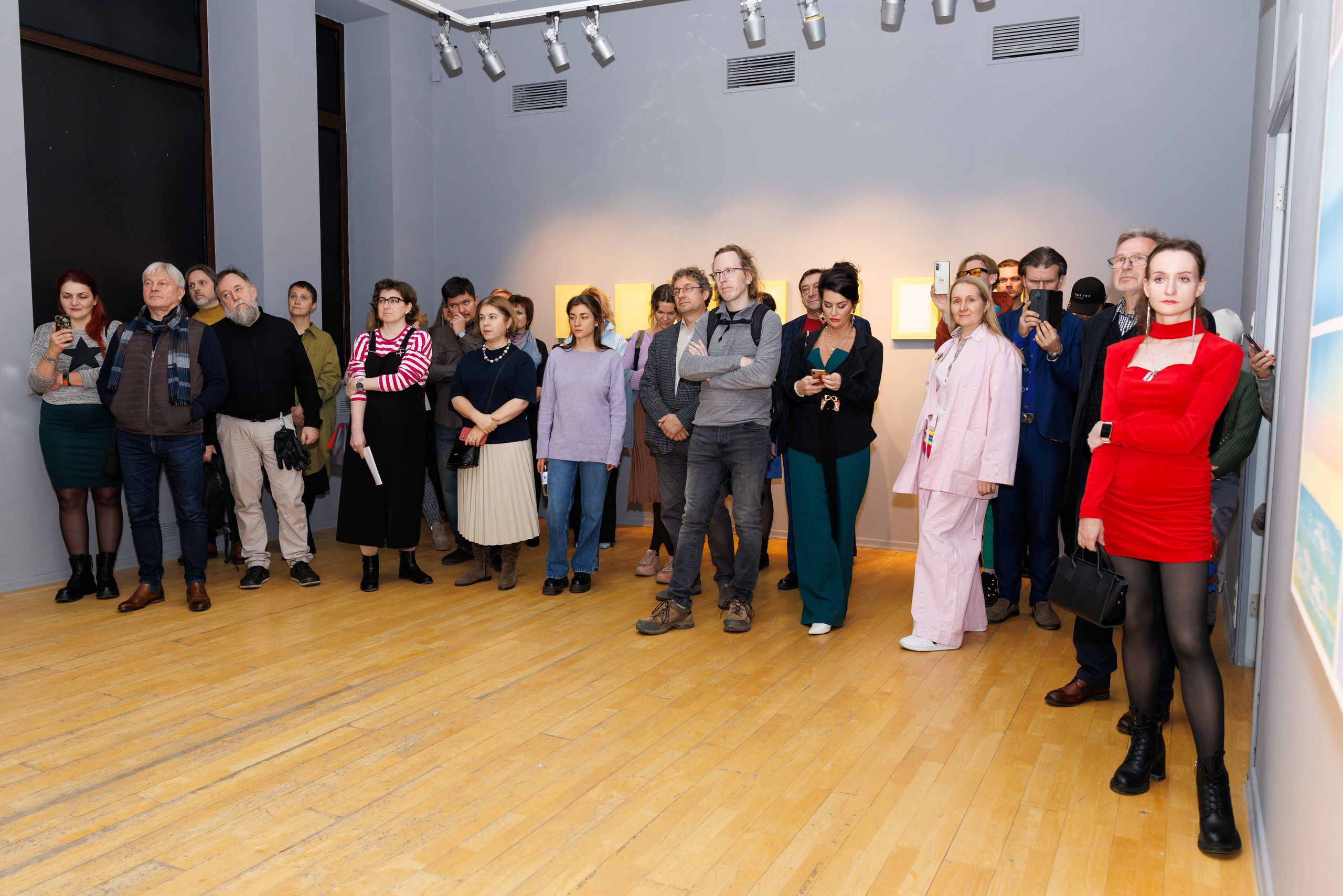 Выставка 21 день. Мосфильм. Профессиональный фотограф в Москве Захар Ишутин